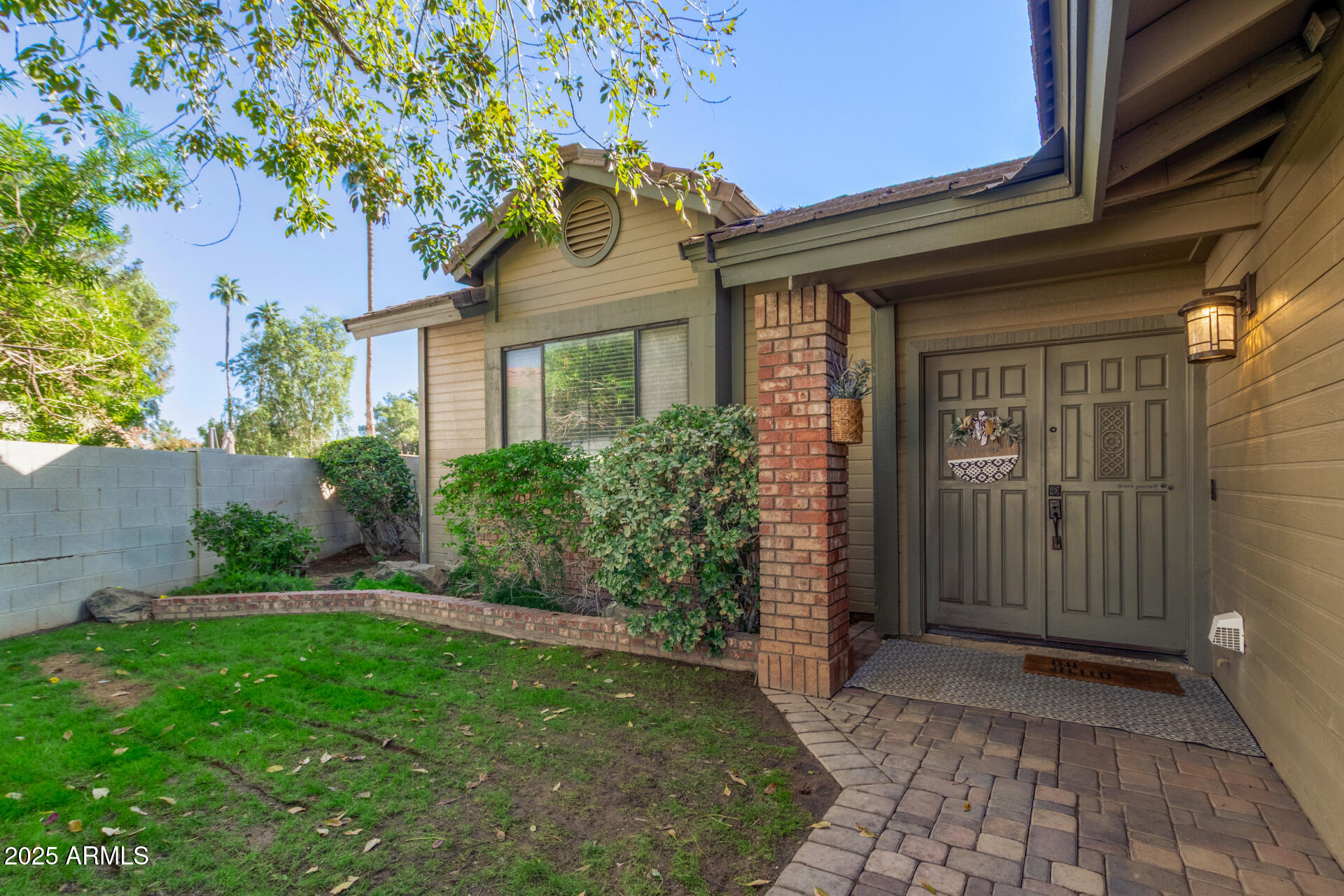 1349 E LOBSTER BAY Circle