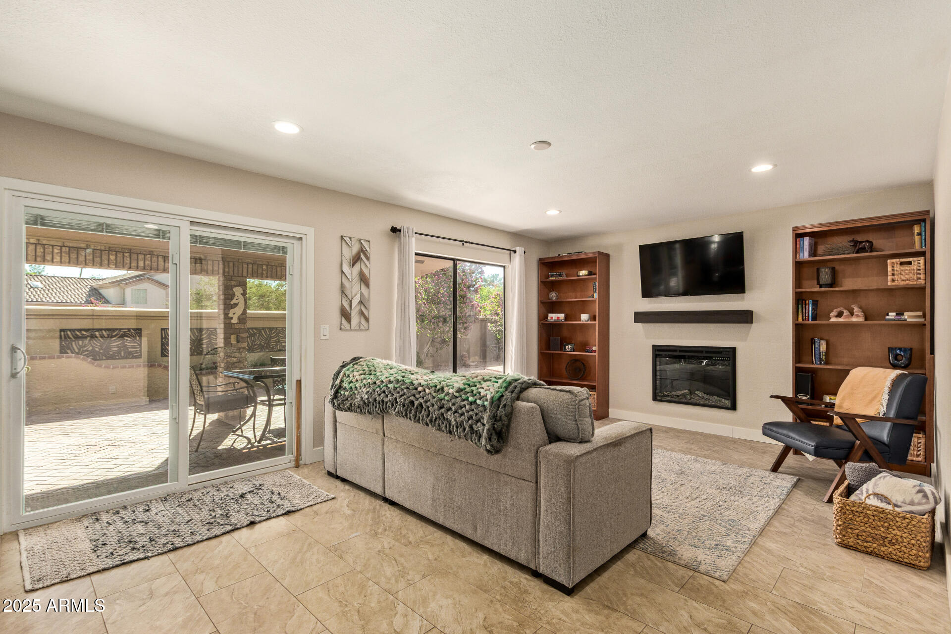 1349 E LOBSTER BAY Circle