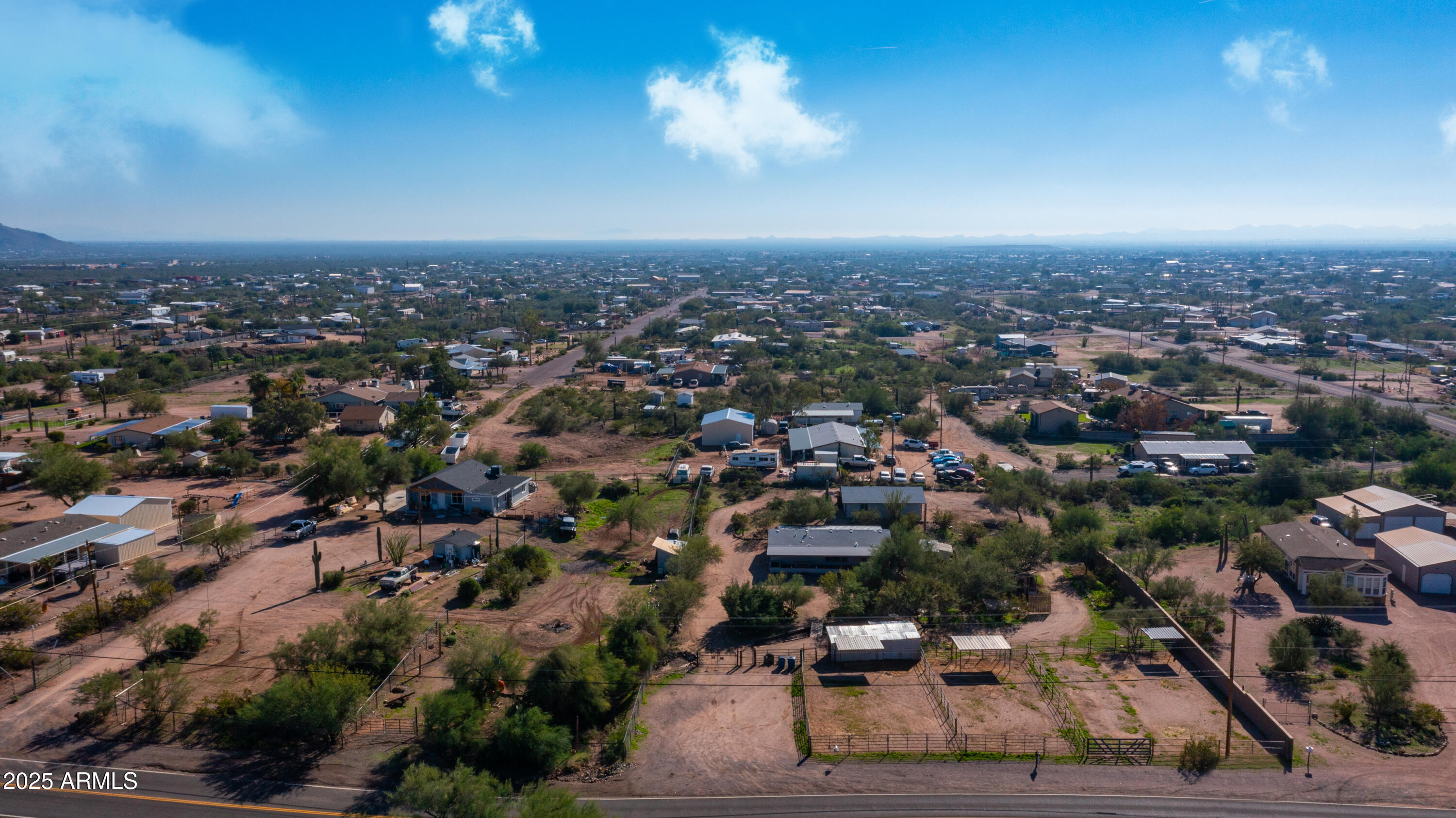 2533 E SUPERSTITION Boulevard