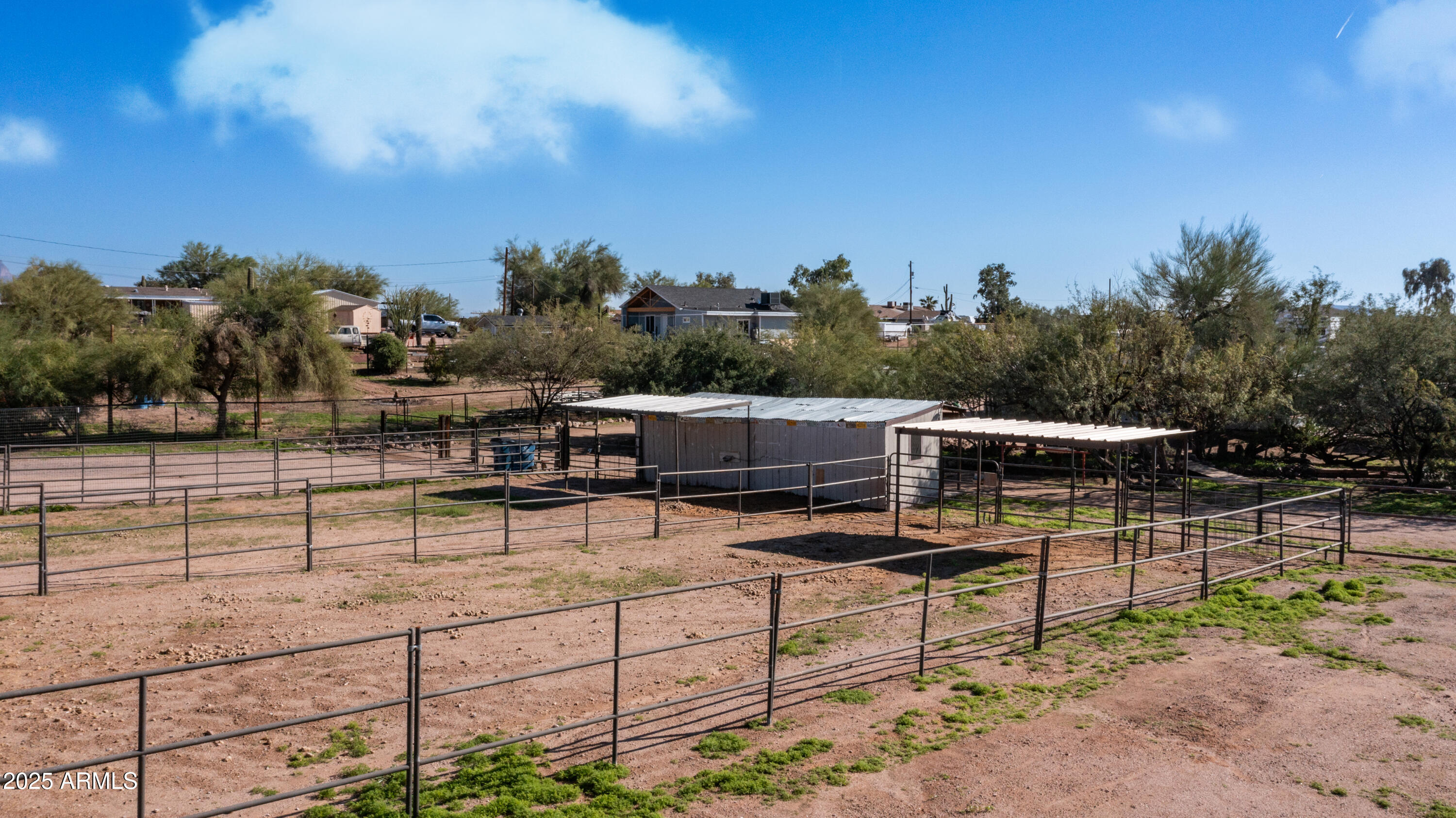 2533 E SUPERSTITION Boulevard