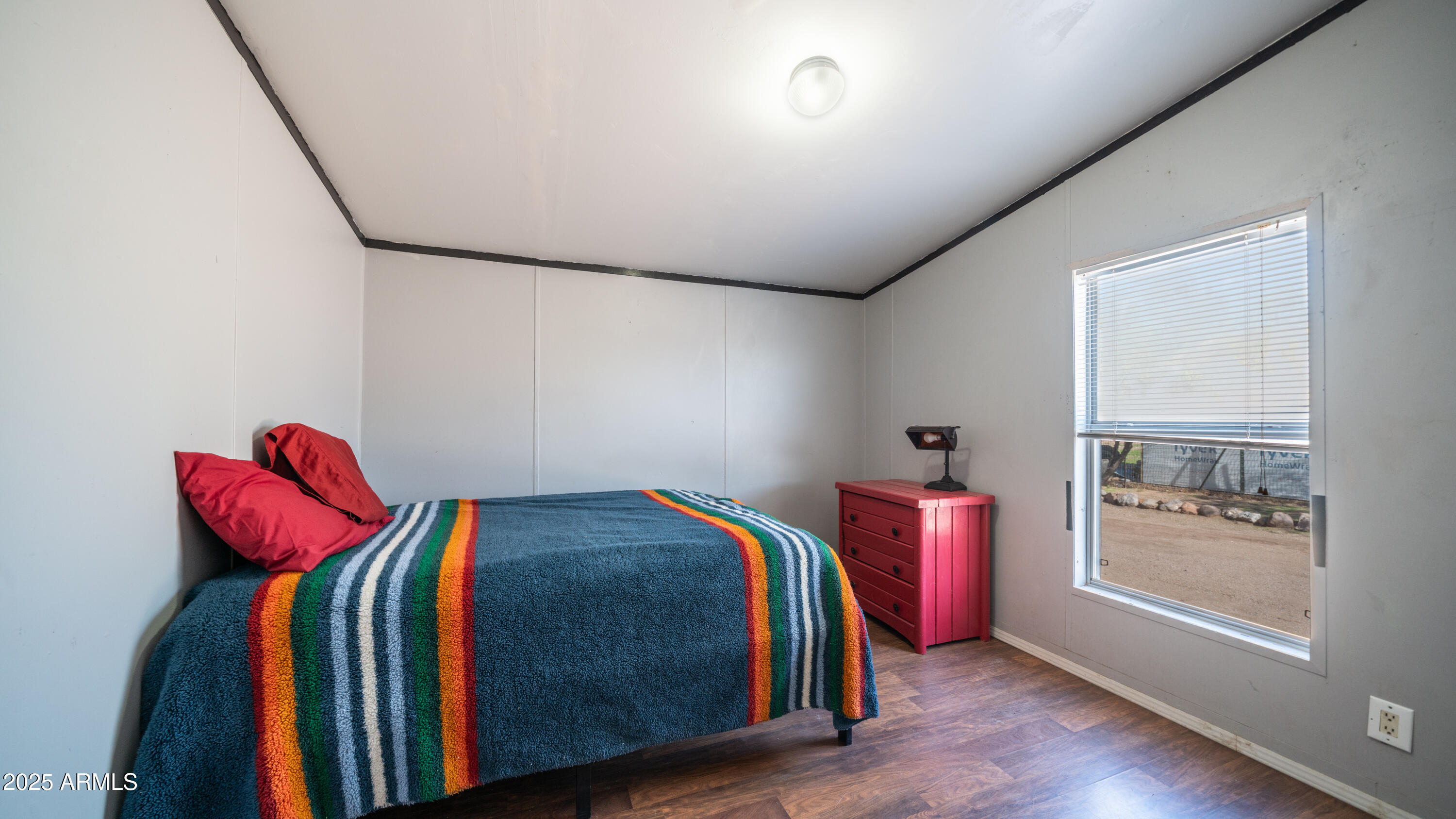 2533 E SUPERSTITION Boulevard