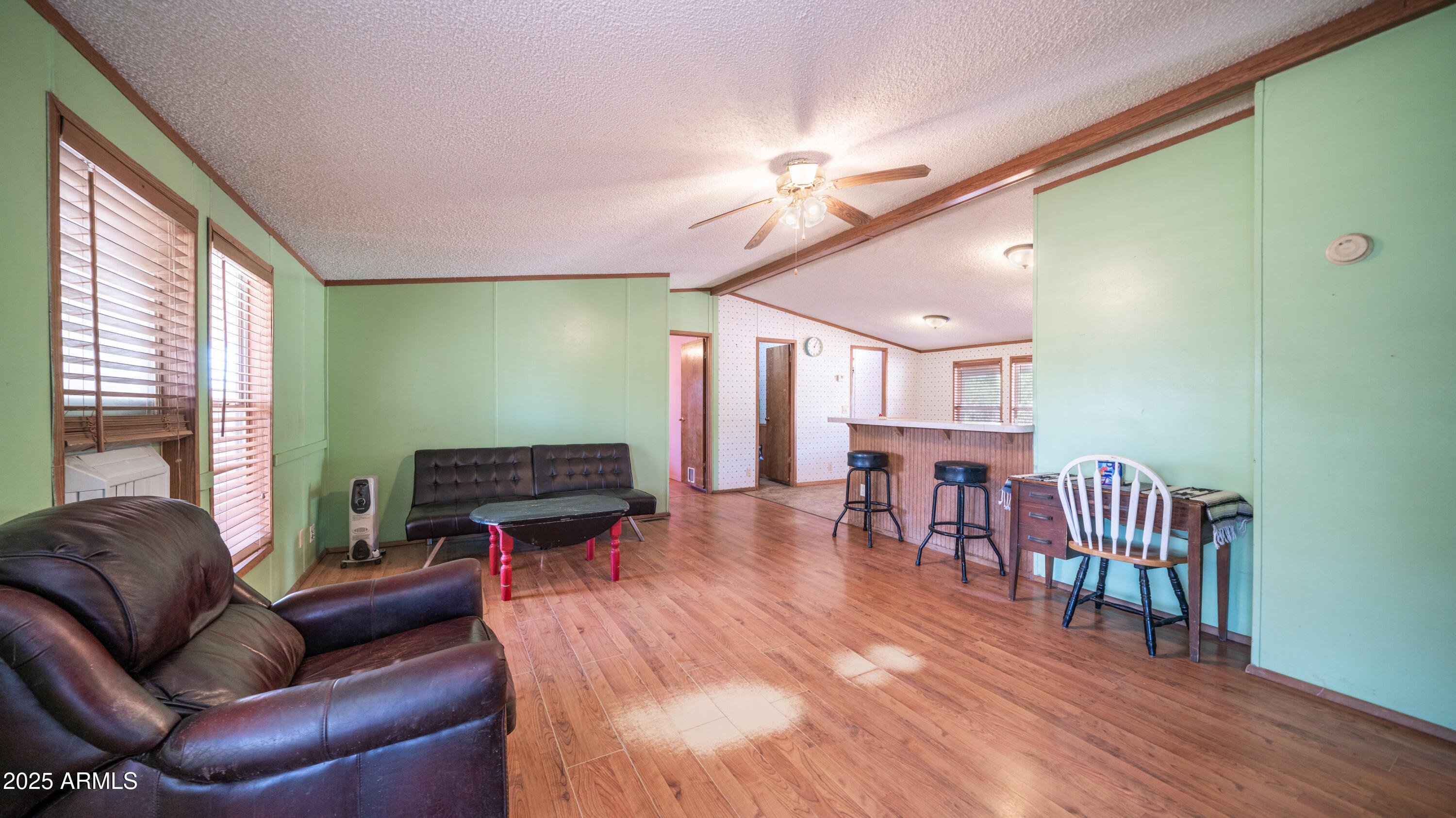 2533 E SUPERSTITION Boulevard