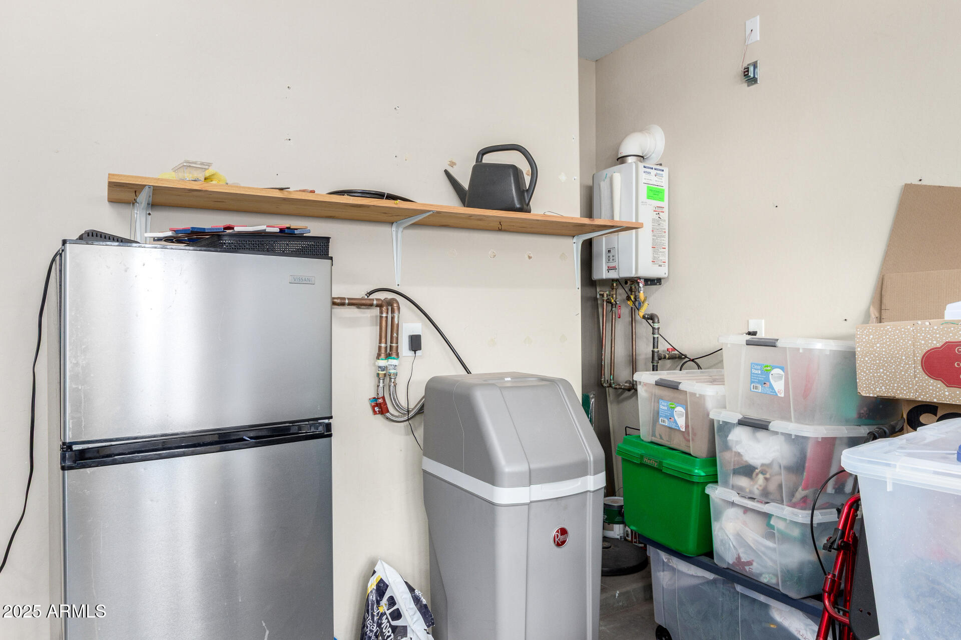 7152 W MERRIWEATHER Way