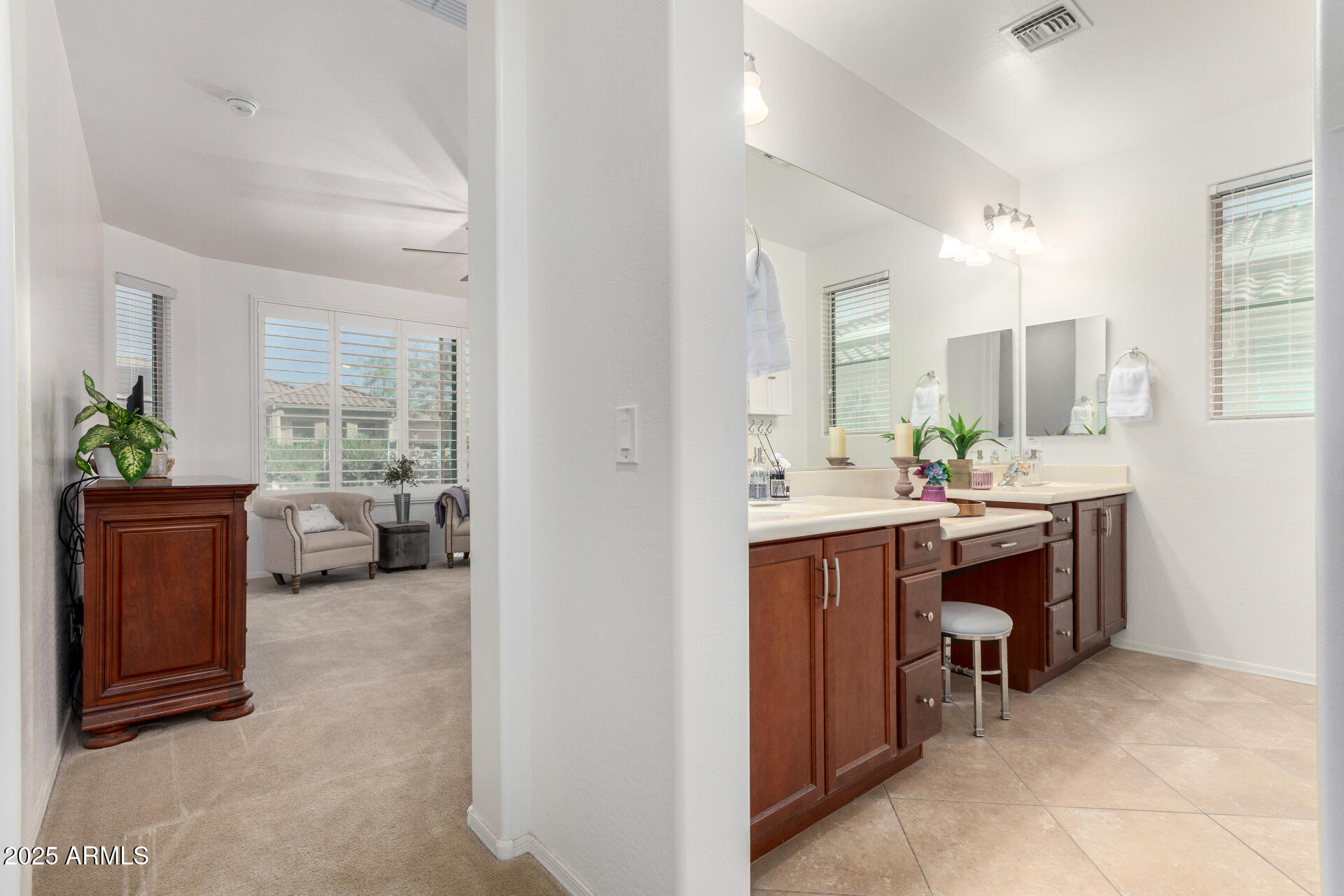 7152 W MERRIWEATHER Way