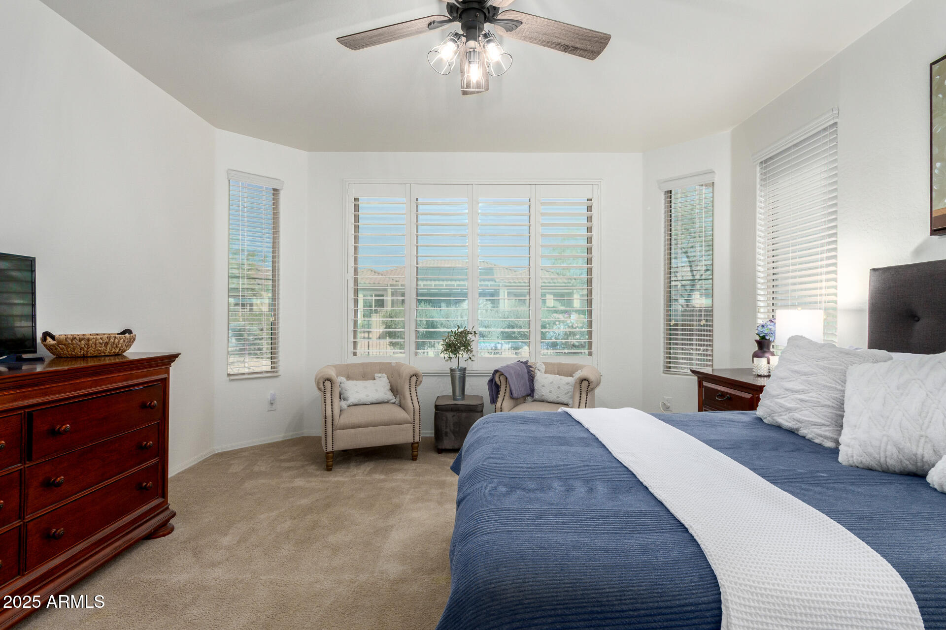 7152 W MERRIWEATHER Way