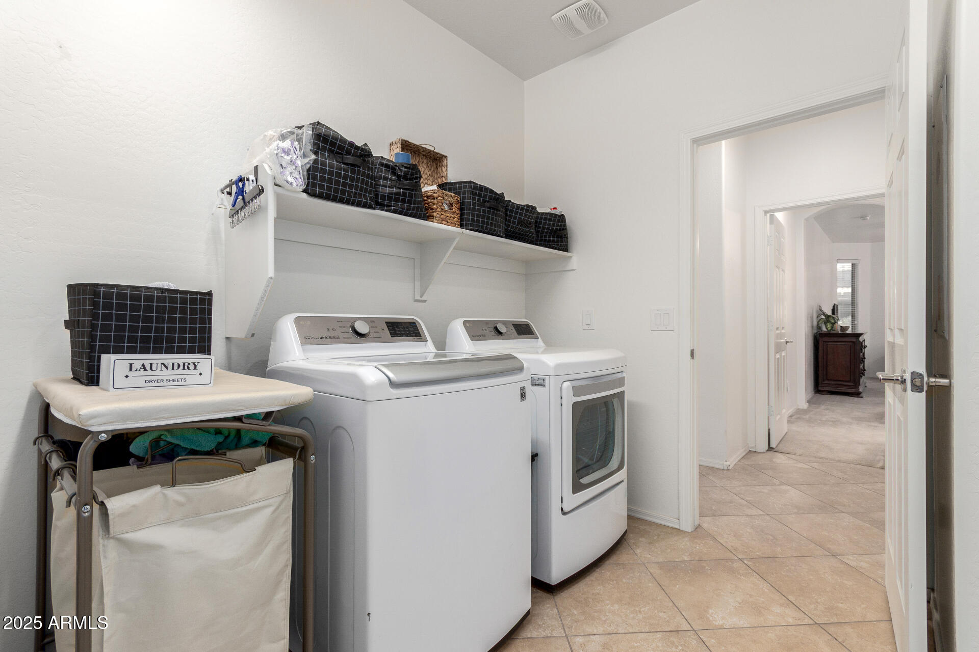 7152 W MERRIWEATHER Way