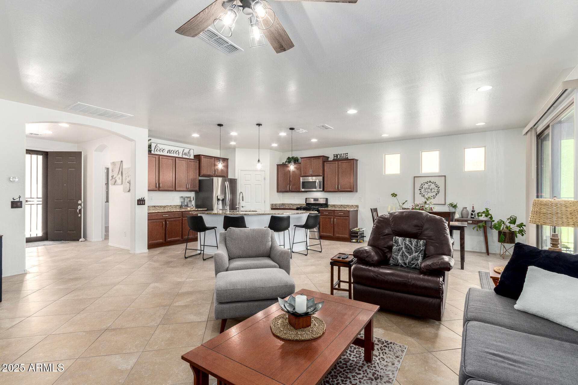 7152 W MERRIWEATHER Way