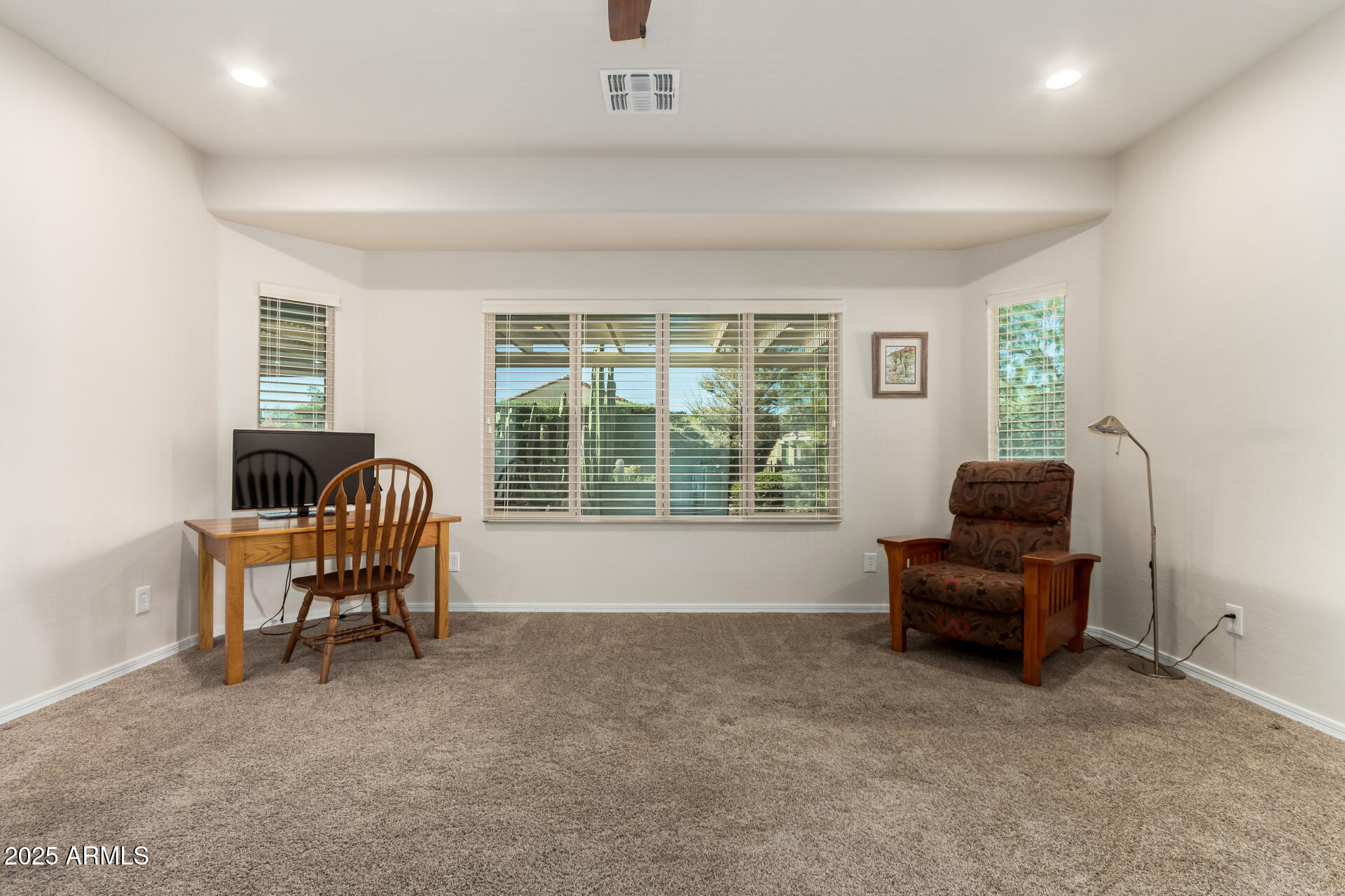 7253 W CINDER BROOK Way