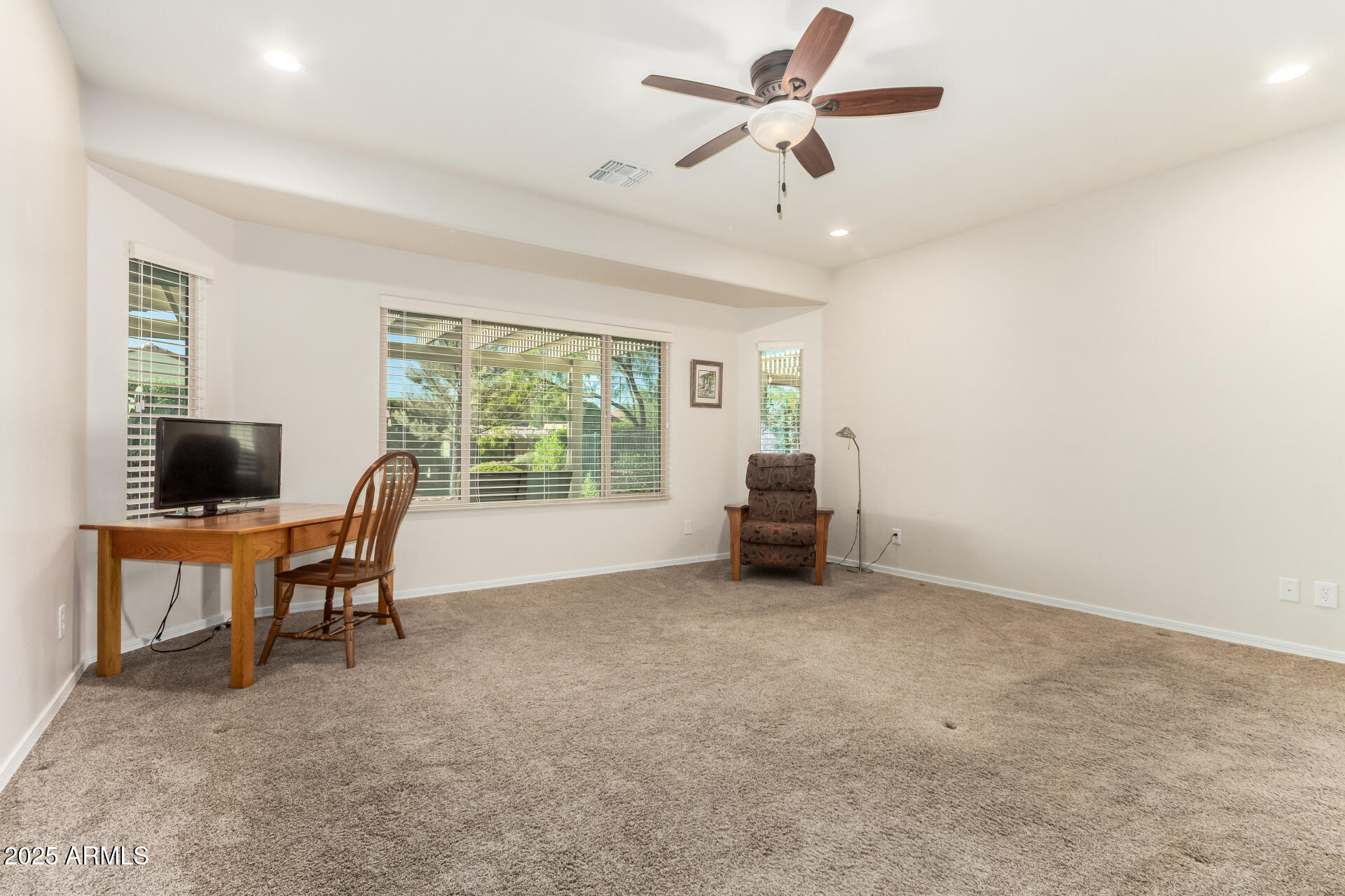 7253 W CINDER BROOK Way