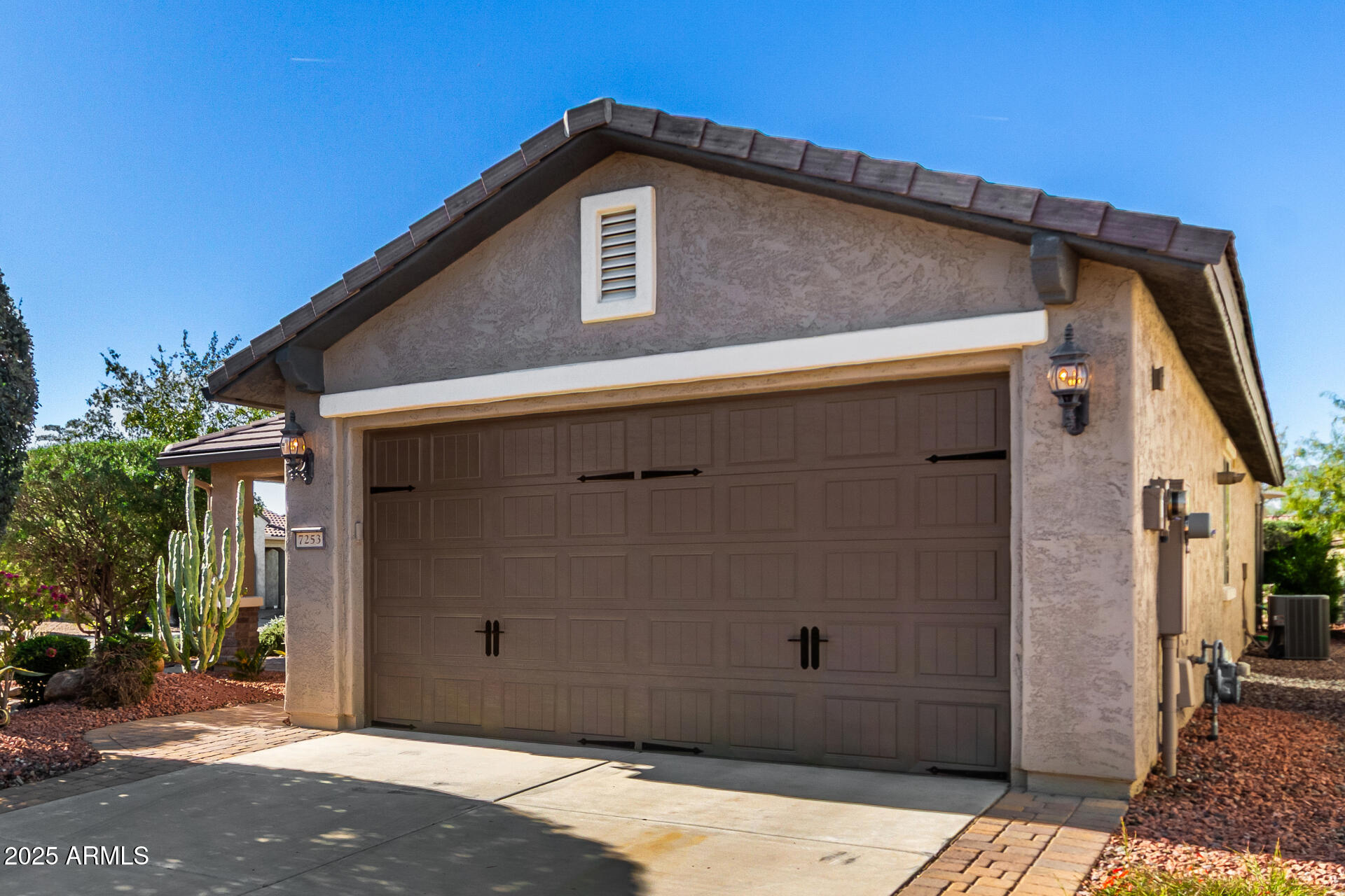 7253 W CINDER BROOK Way