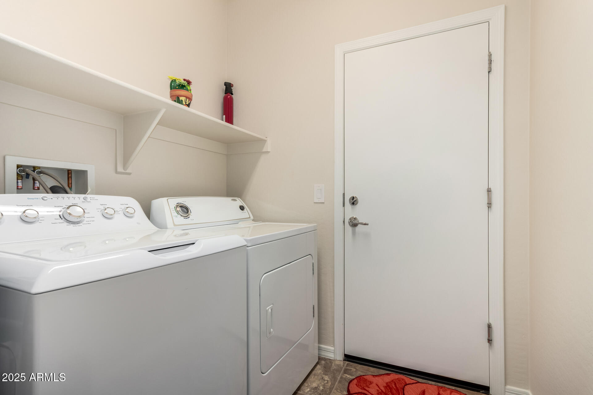 7253 W CINDER BROOK Way