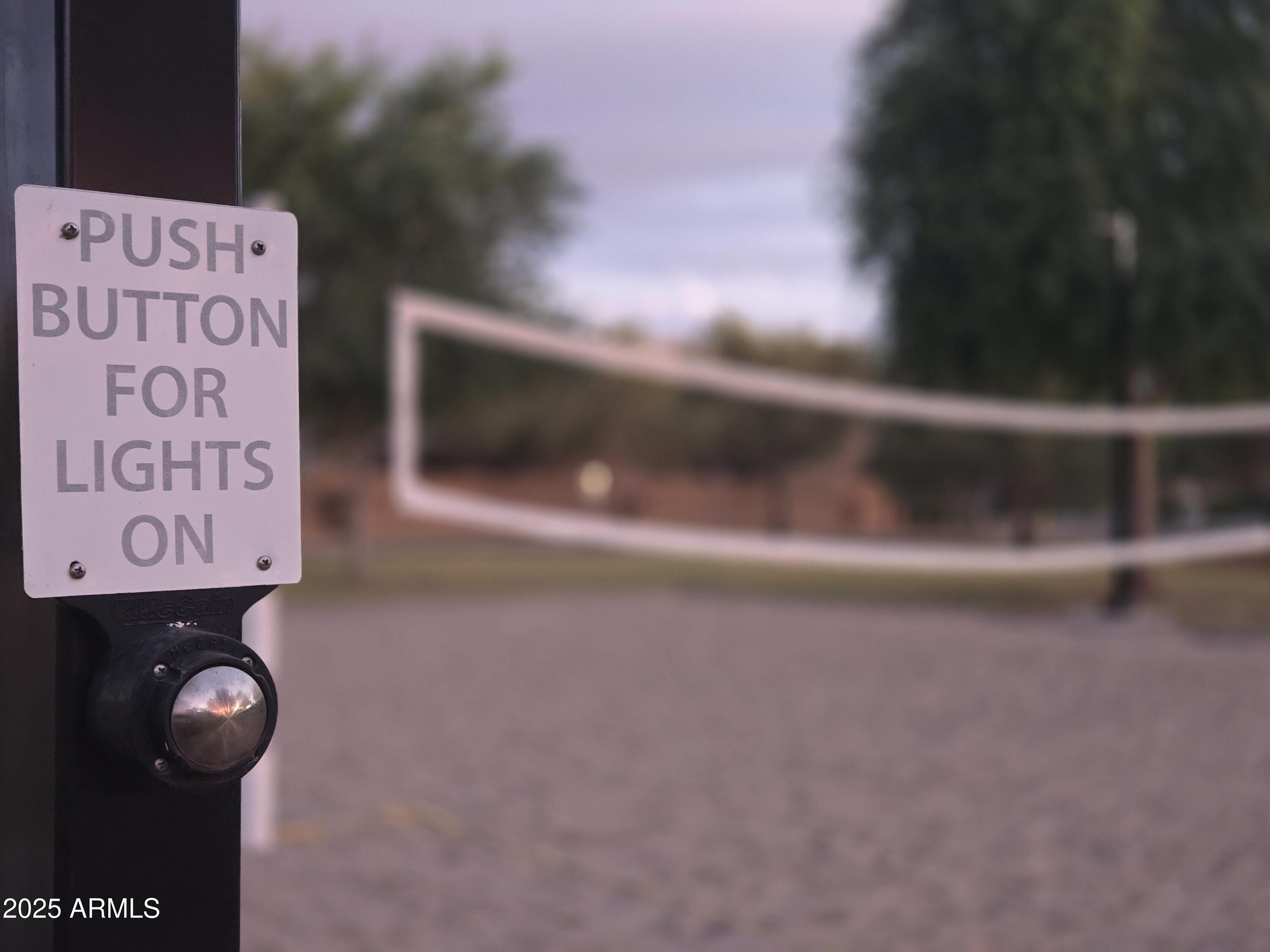 2859 E ARABIAN Drive