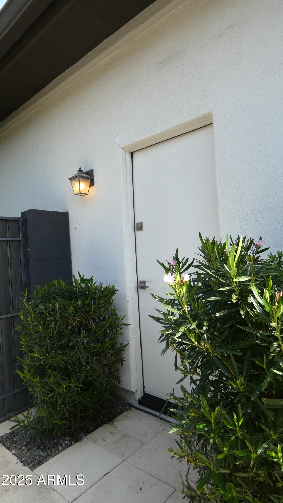 2859 E ARABIAN Drive