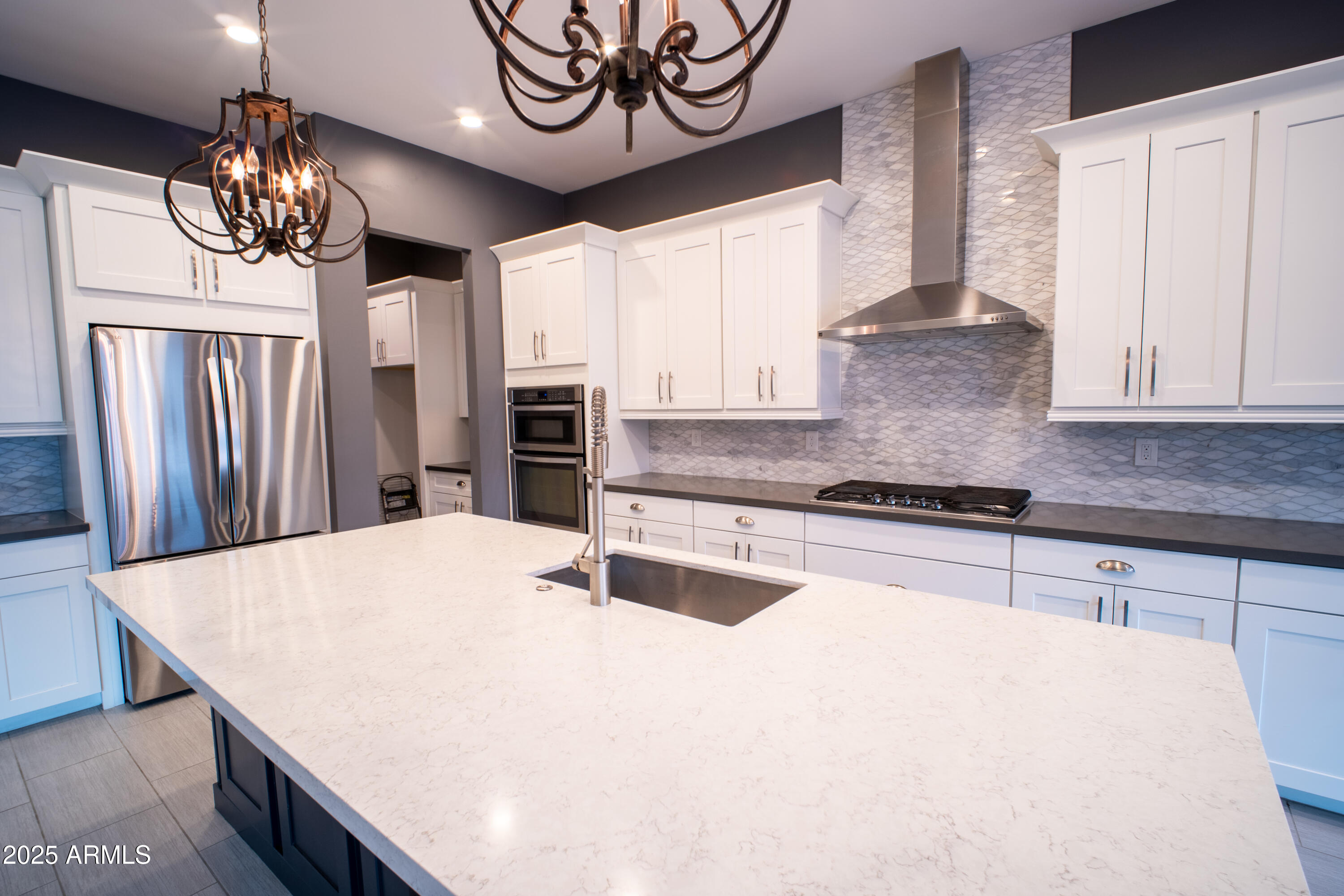 2859 E ARABIAN Drive