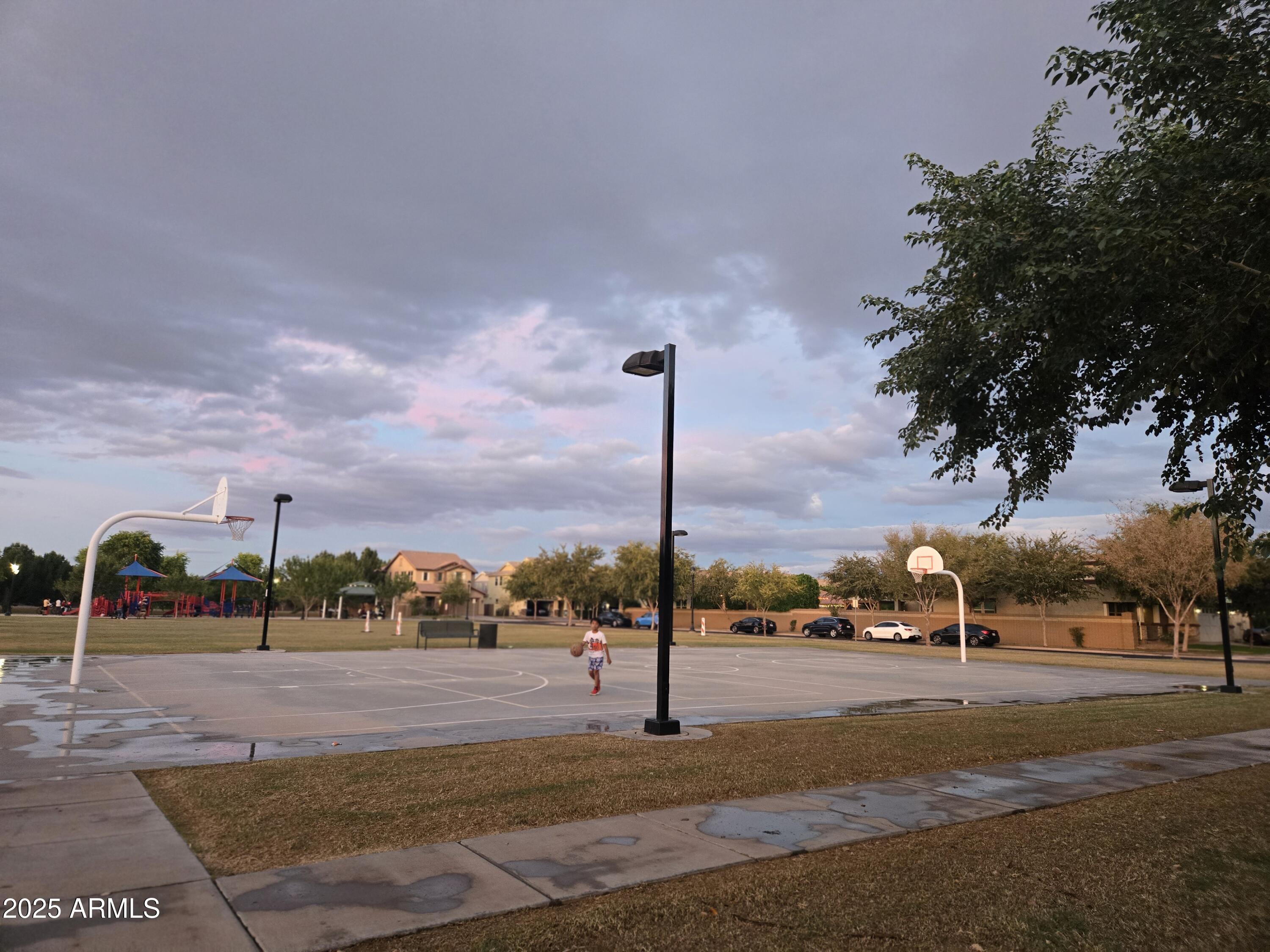 2859 E ARABIAN Drive