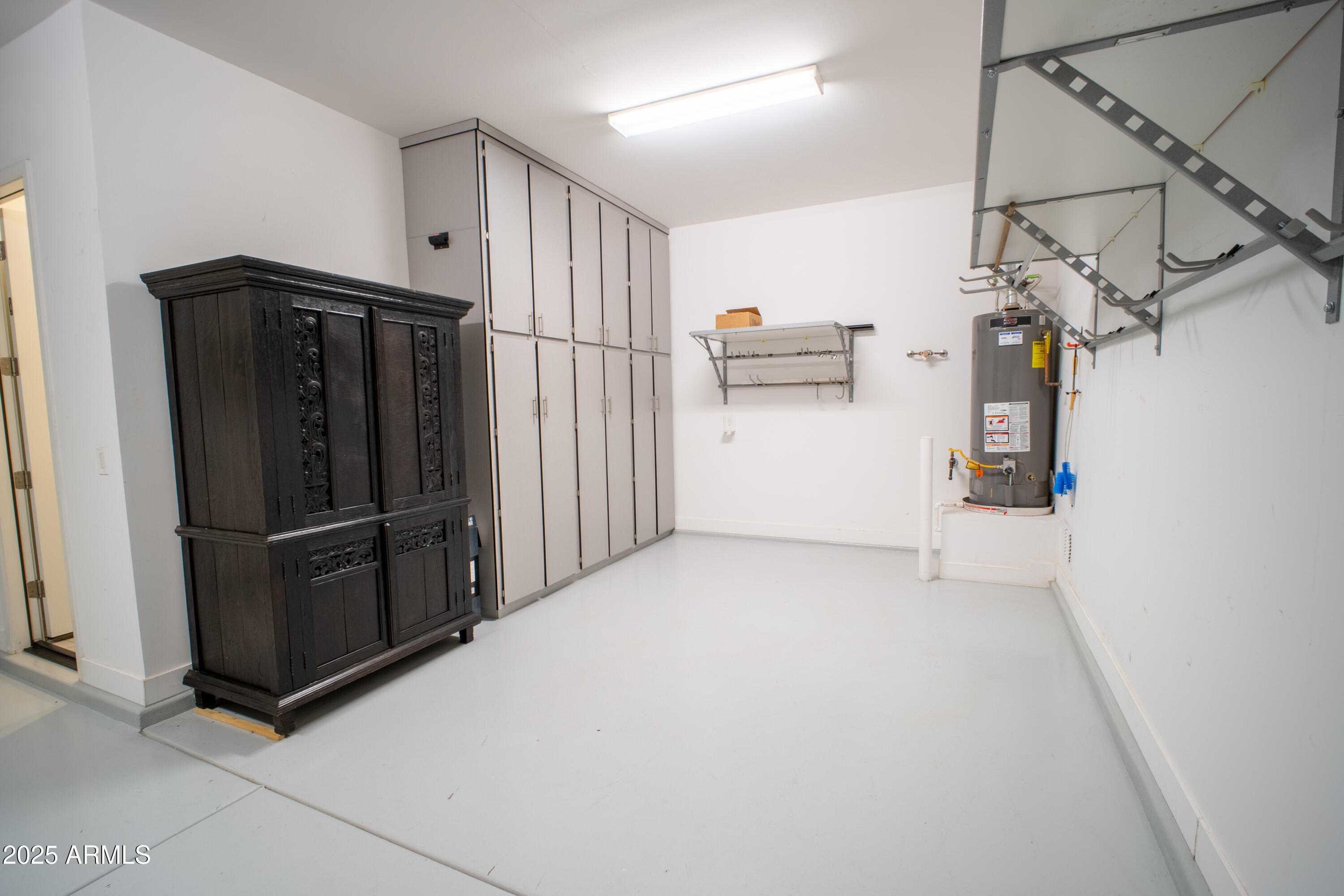 2859 E ARABIAN Drive