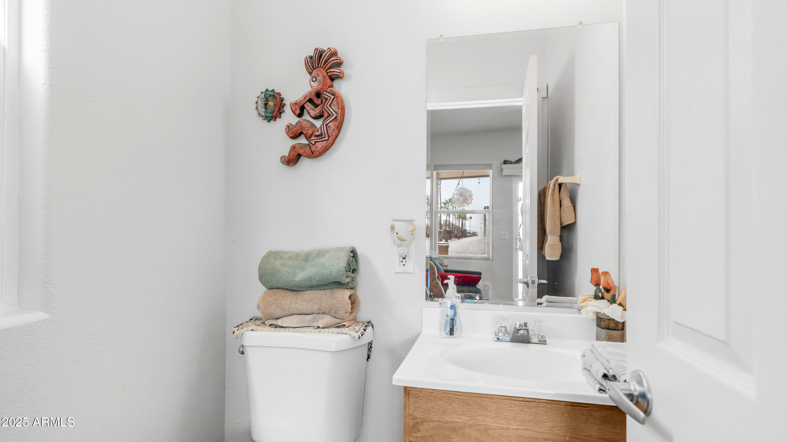 890 Nightdigger Road, 1106