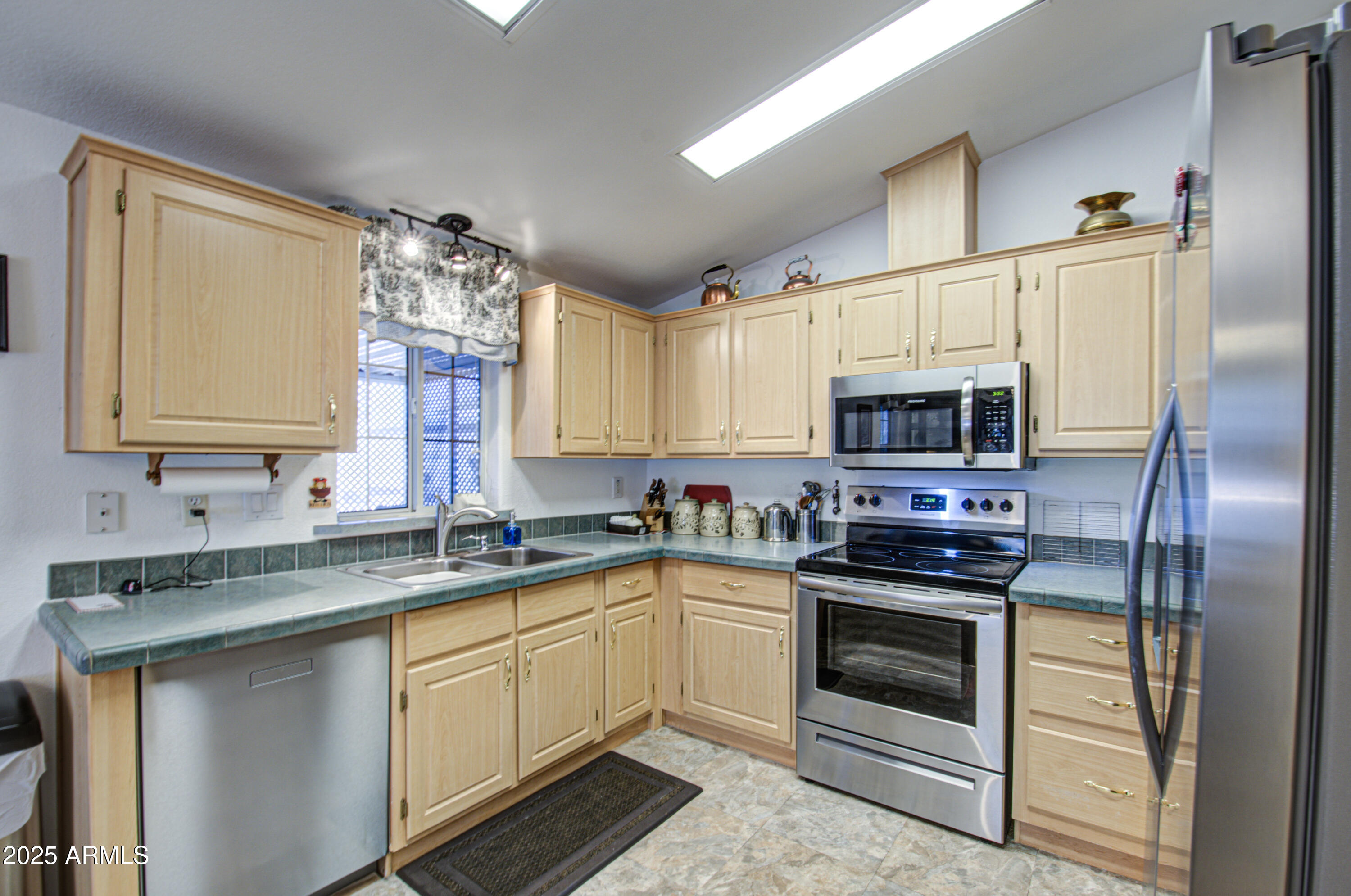 8500 E Southern Avenue, 463