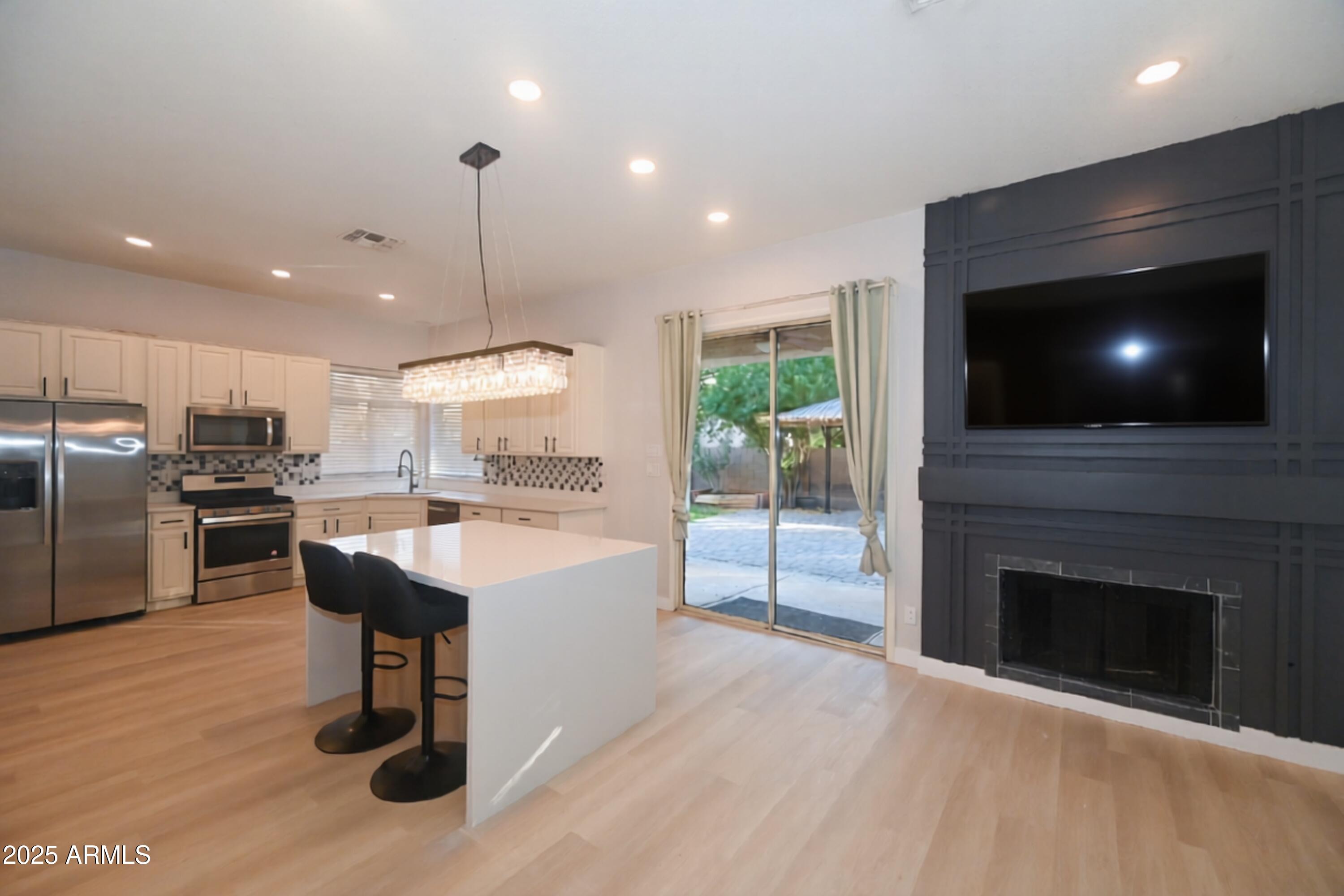 249 E PALOMINO Court