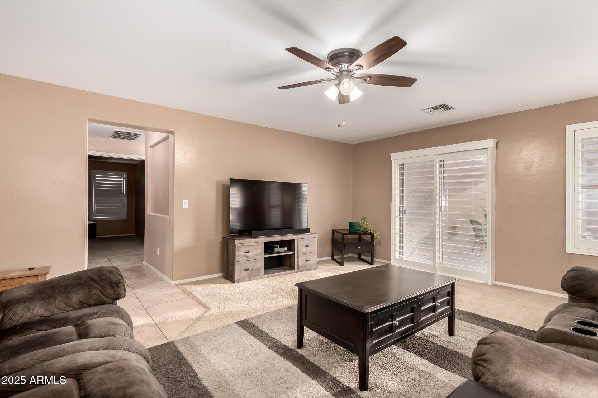 2119 W DESERT SEASONS Drive