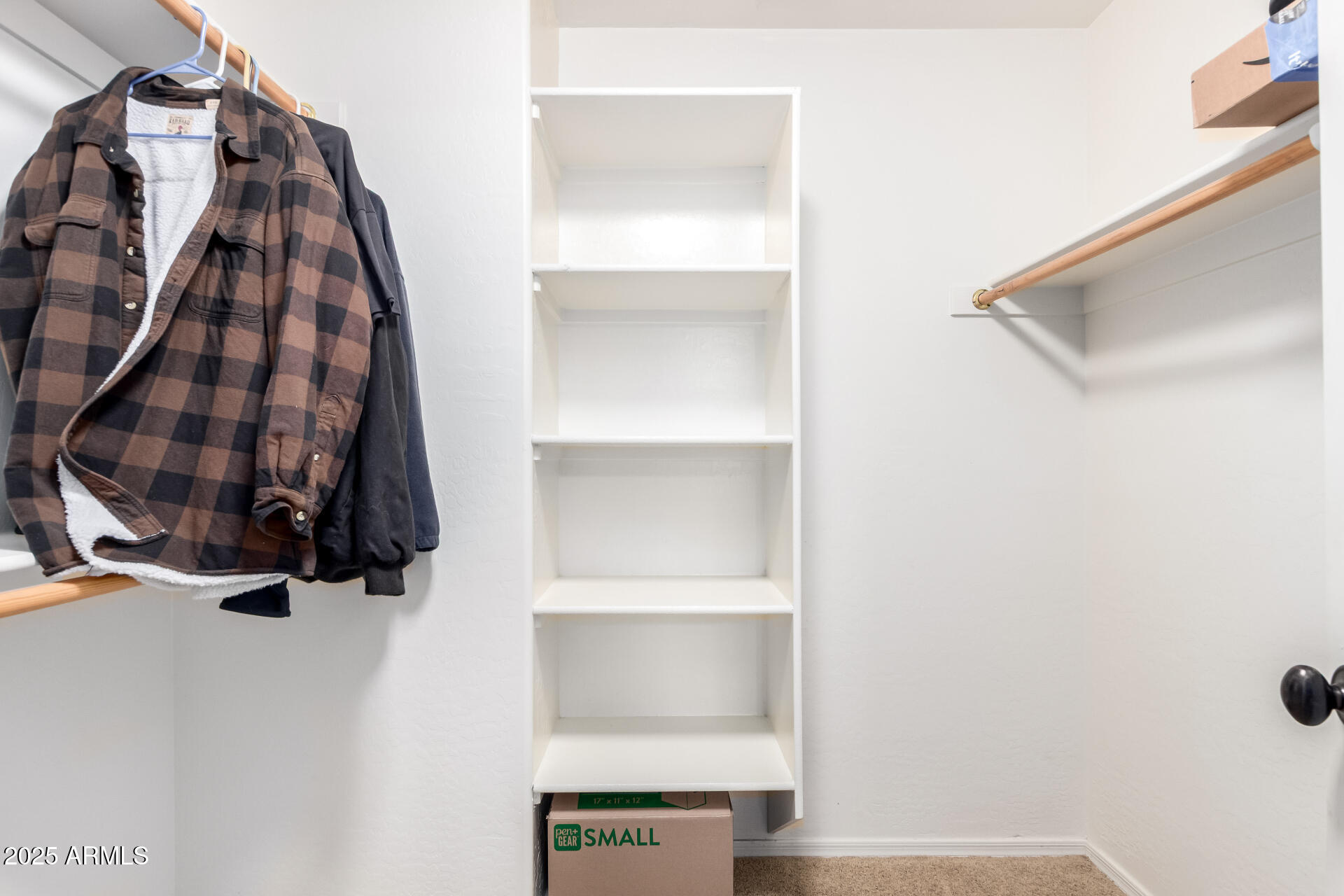 2119 W DESERT SEASONS Drive