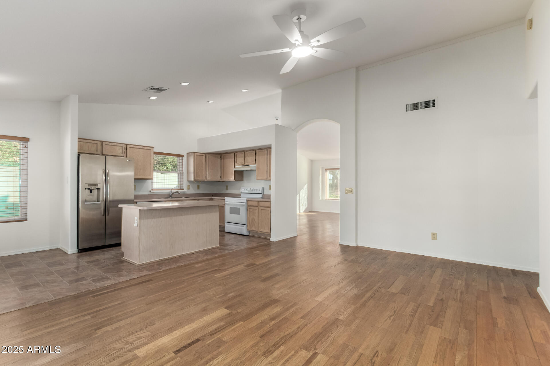 4752 E ENCANTO Street