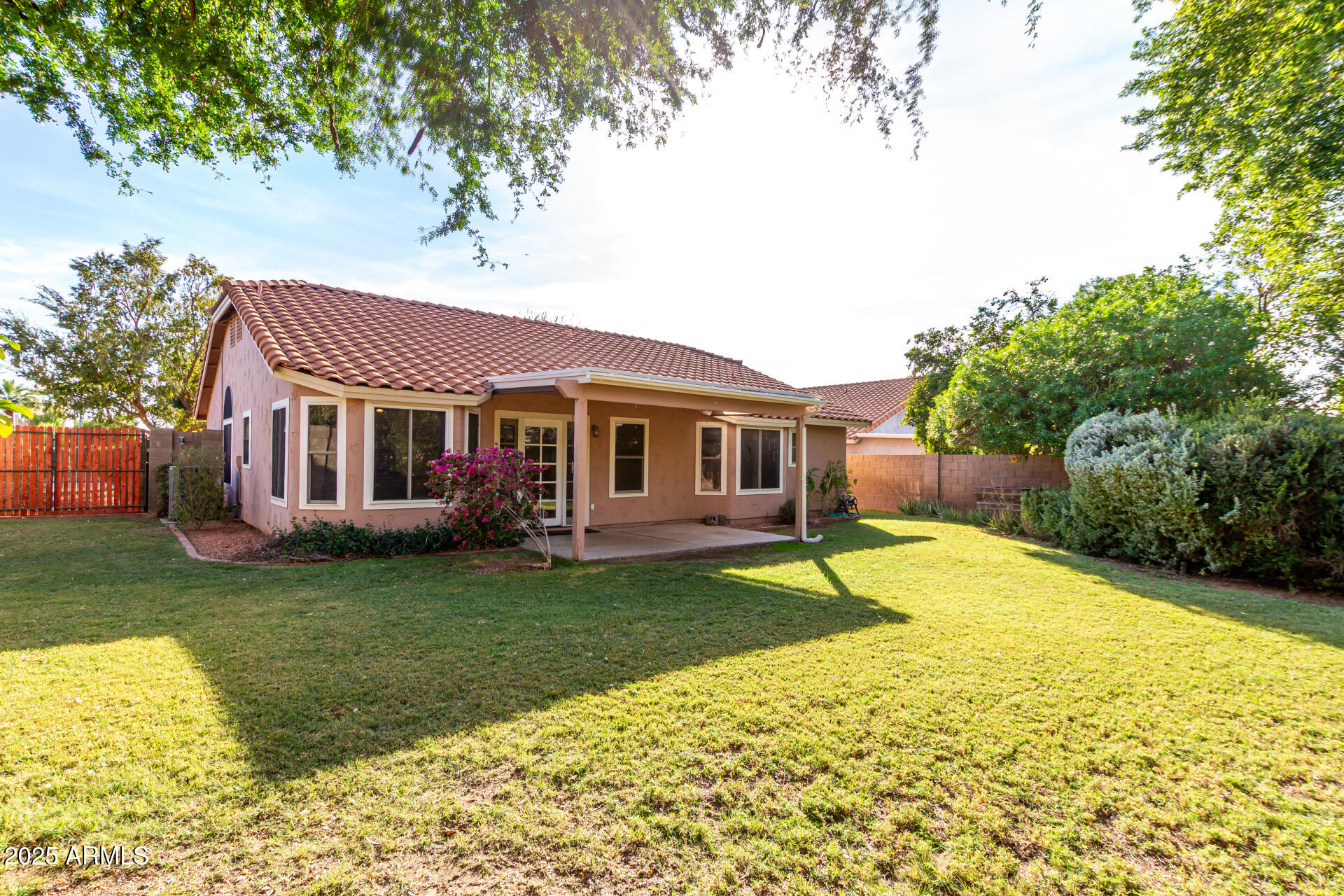 4752 E ENCANTO Street