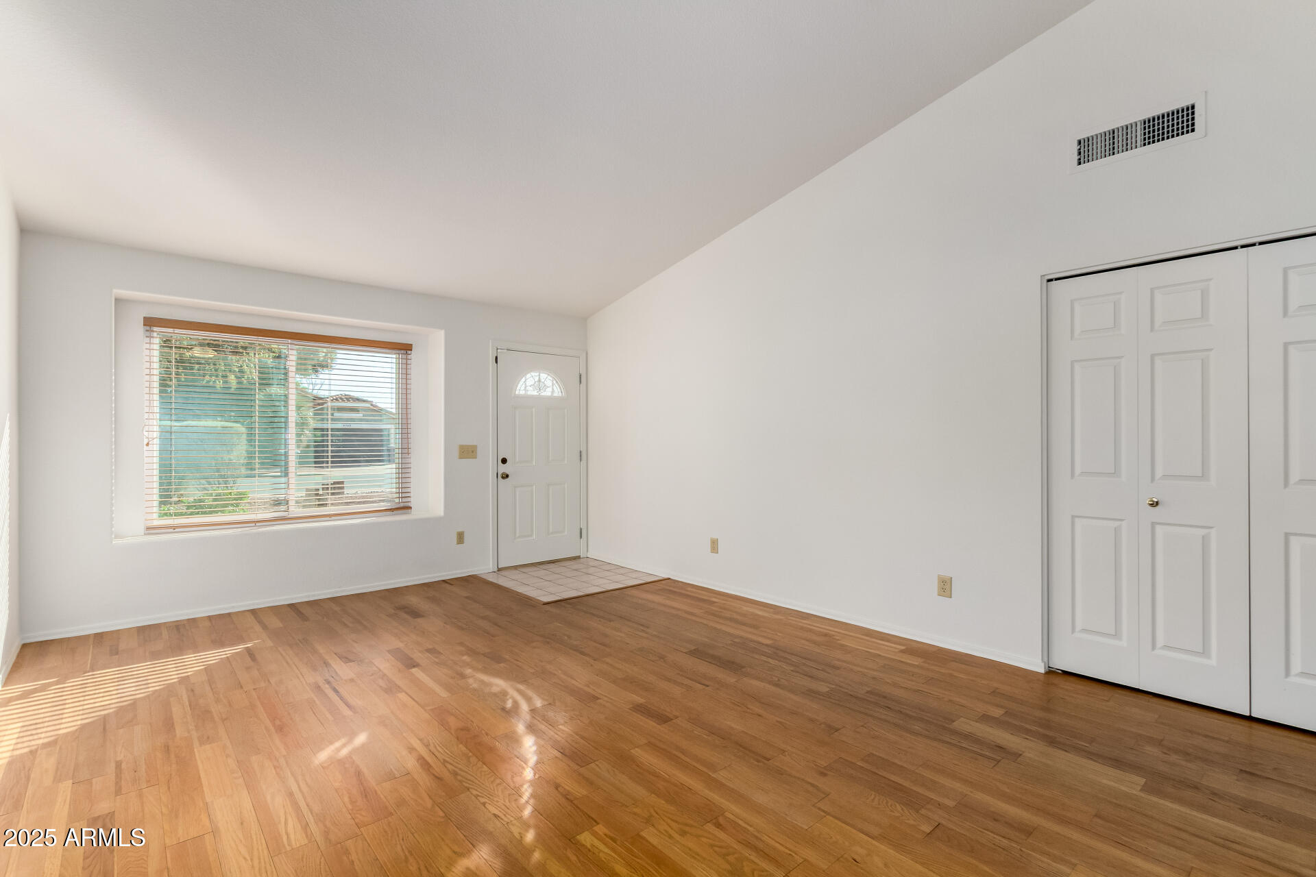 4752 E ENCANTO Street