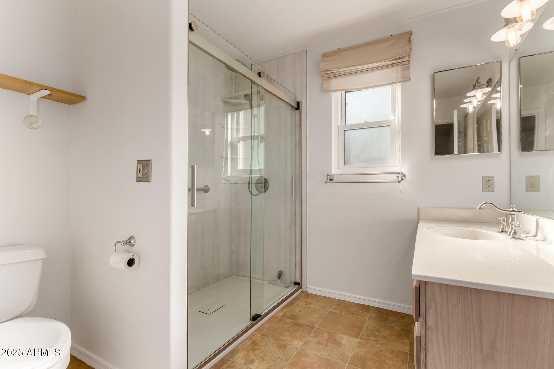 4752 E ENCANTO Street