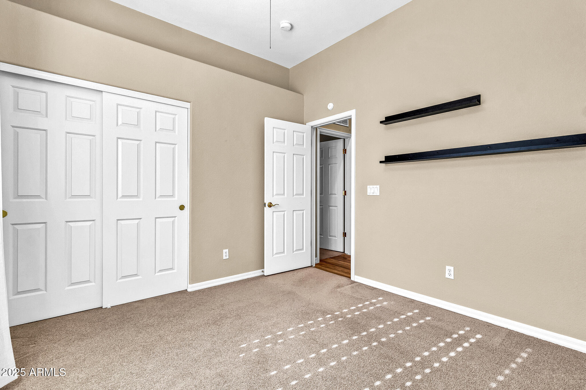 4915 S TANGERINE Lane