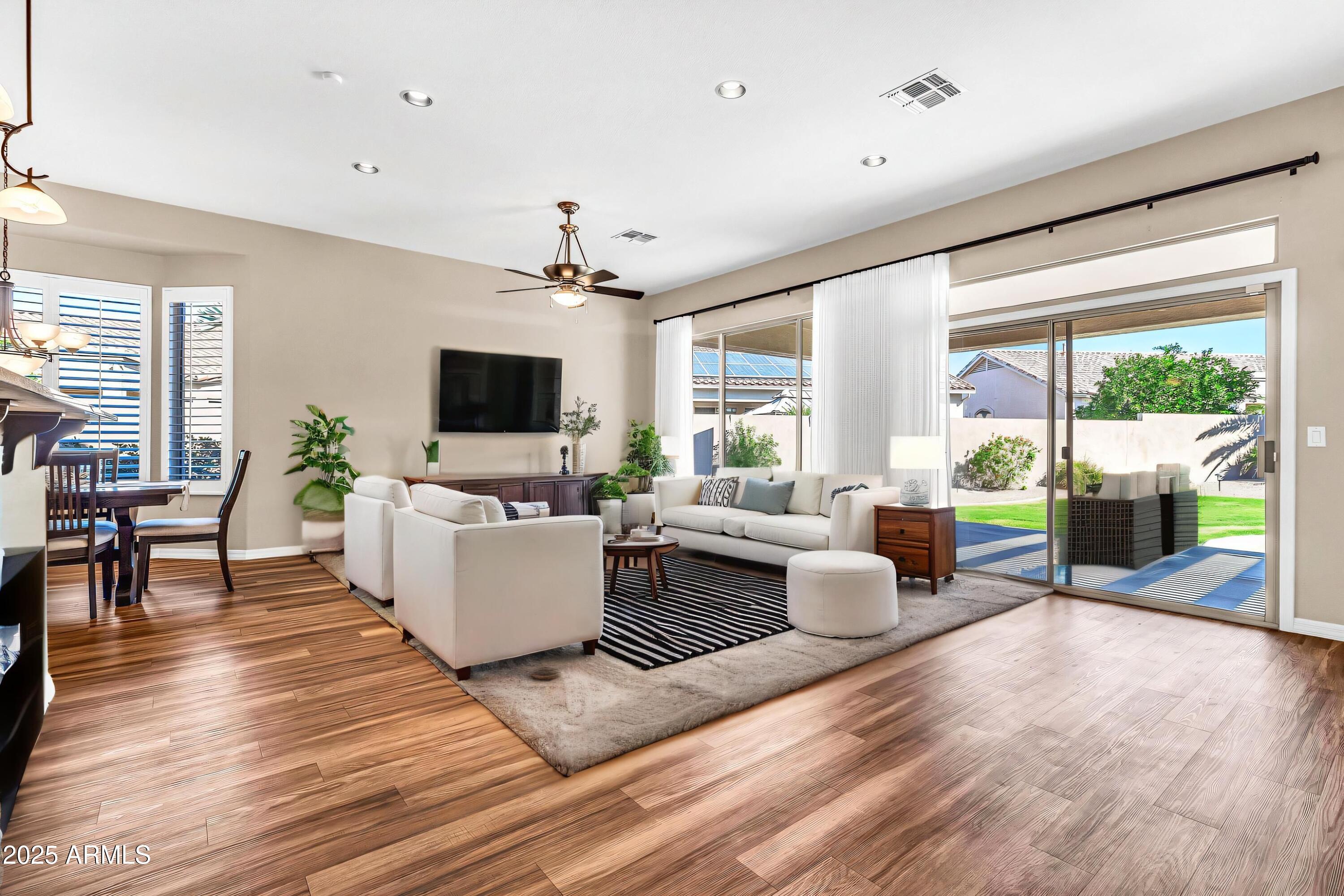 4915 S TANGERINE Lane