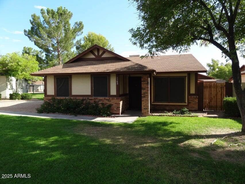 5135 E EVERGREEN Street, 1165