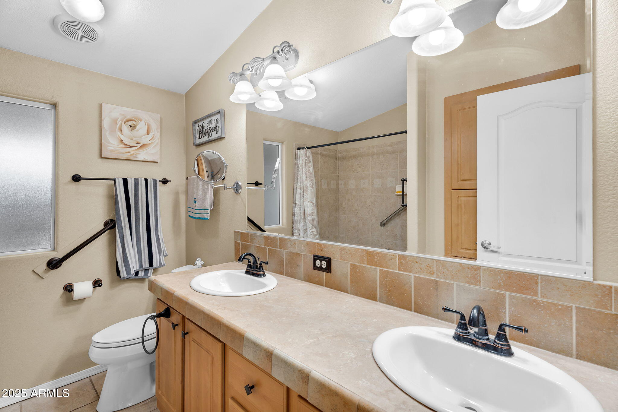 201 S Greenfield Road, 266