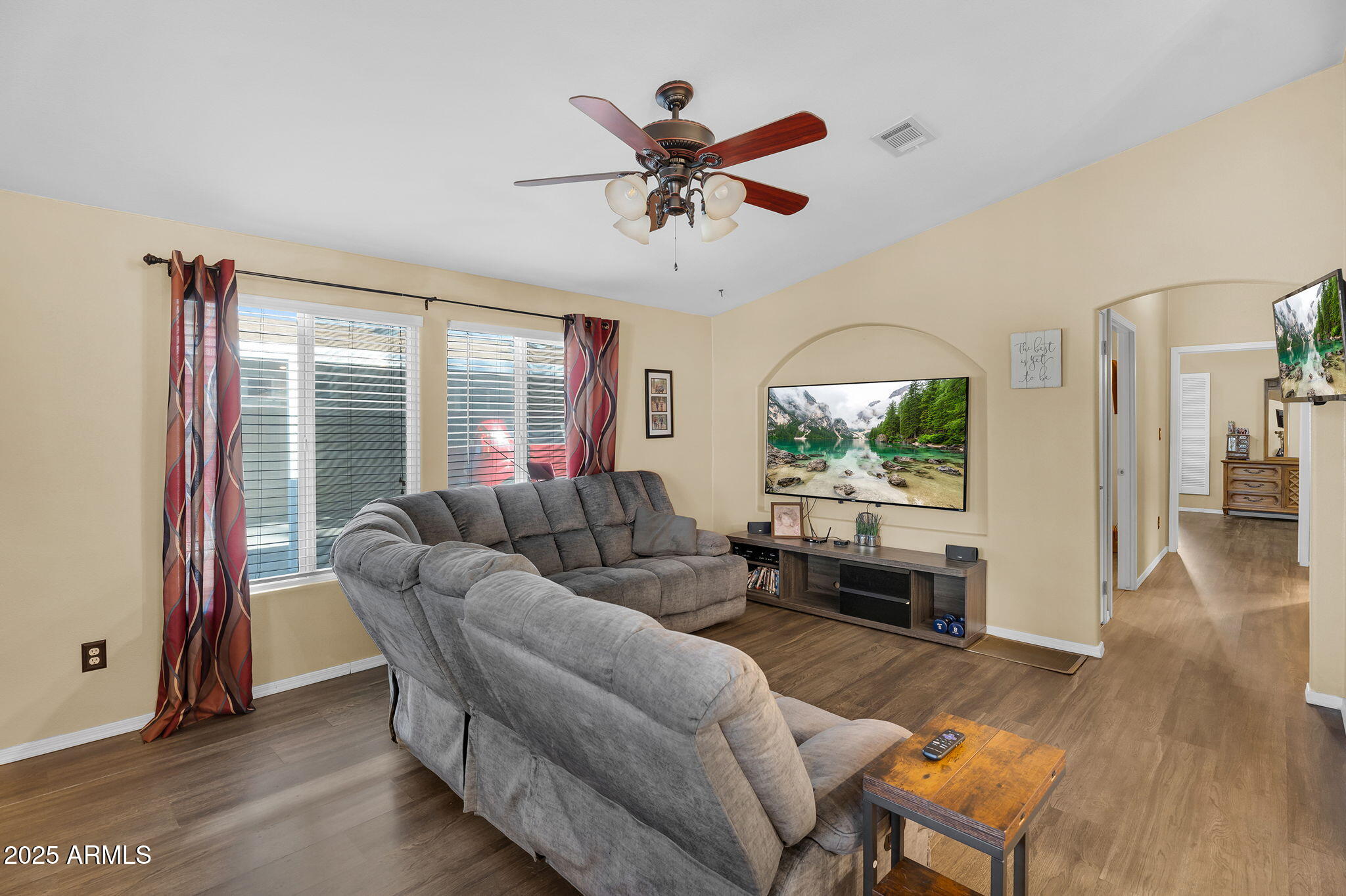 201 S Greenfield Road, 266