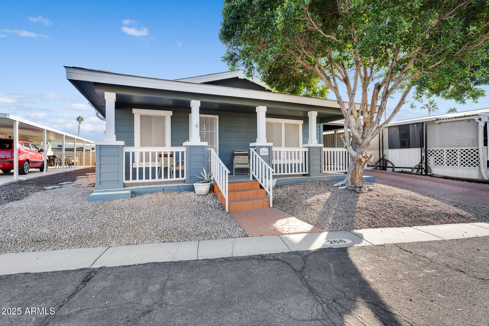 201 S Greenfield Road, 266