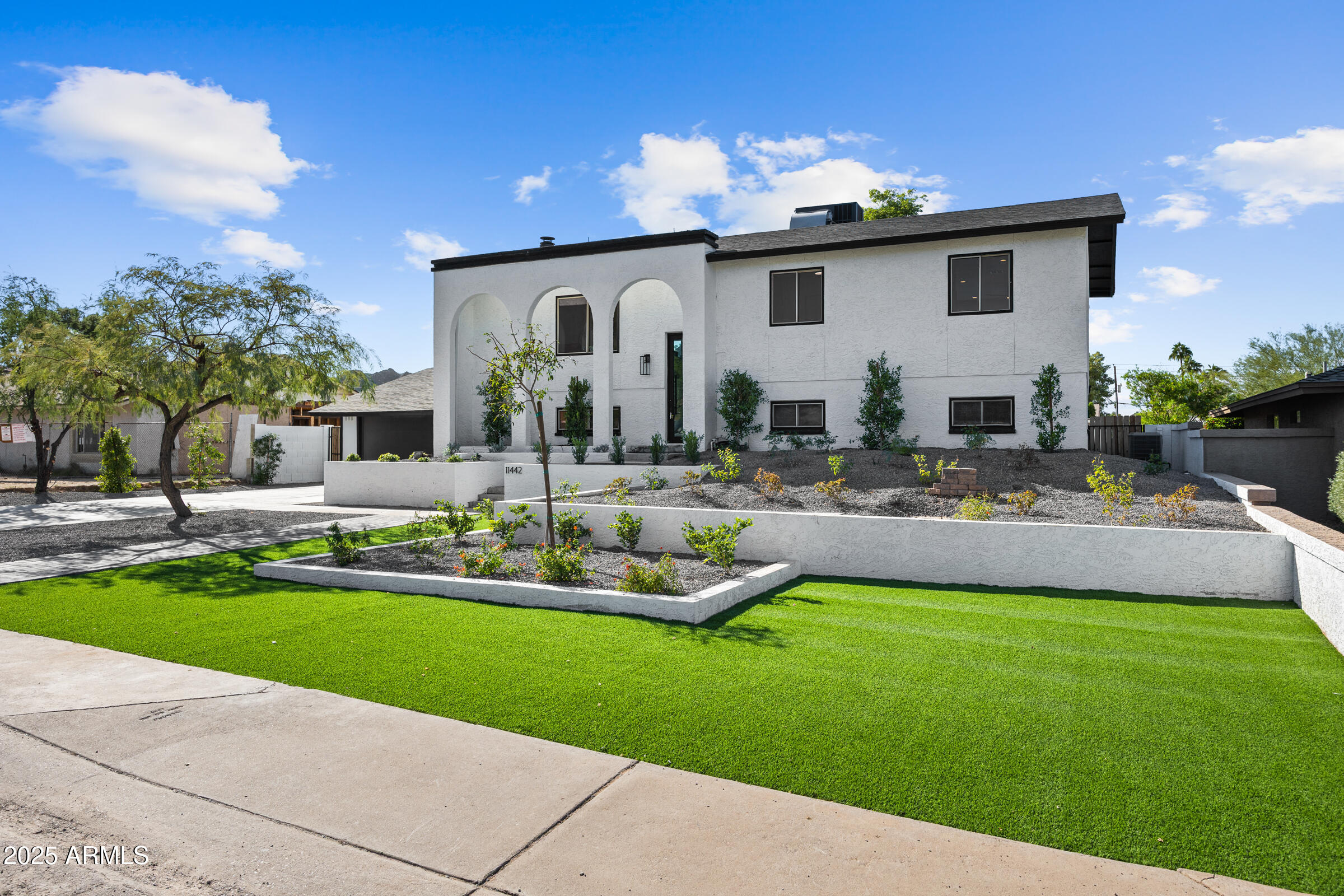 11442 N BANCROFT Drive