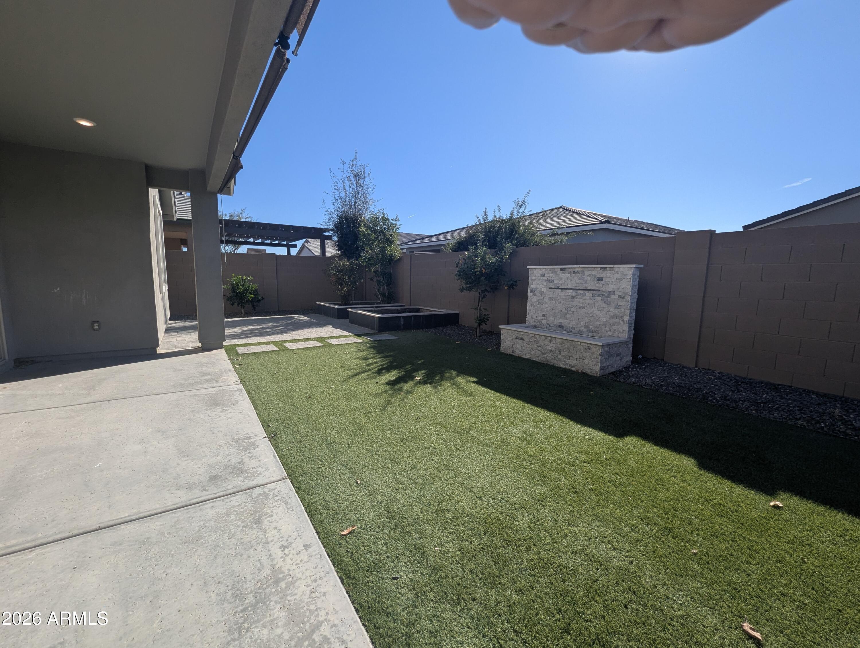 22547 E QUINTERO Road