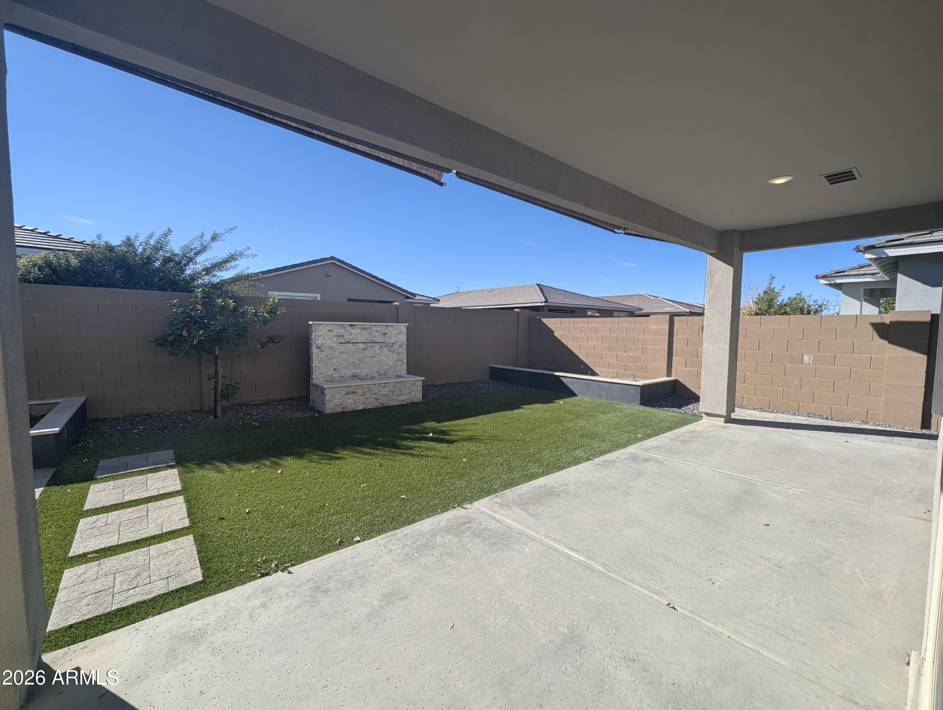 22547 E QUINTERO Road