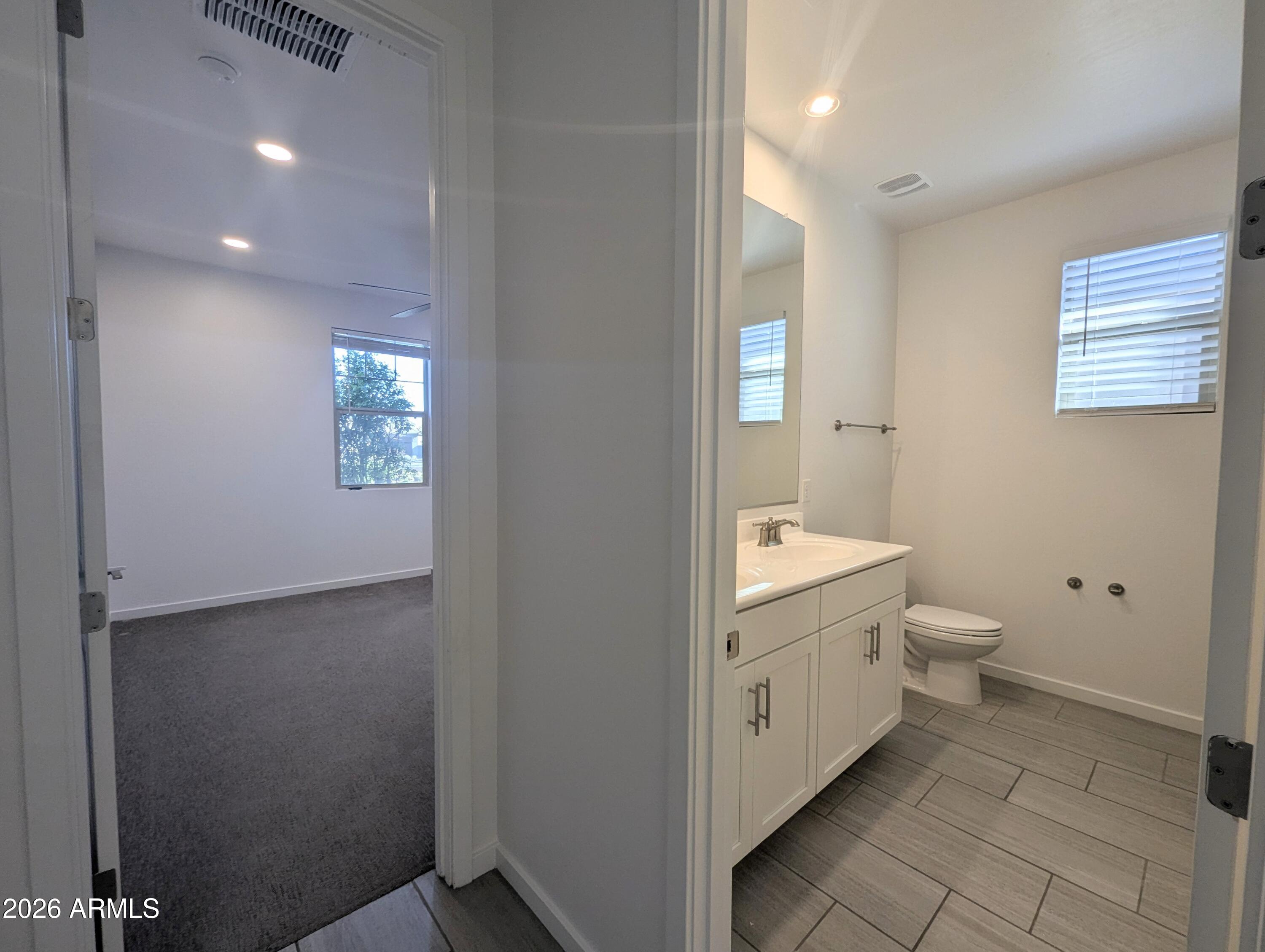 22547 E QUINTERO Road