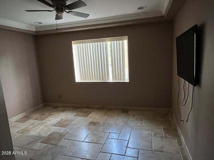 1024 W STARWARD Court