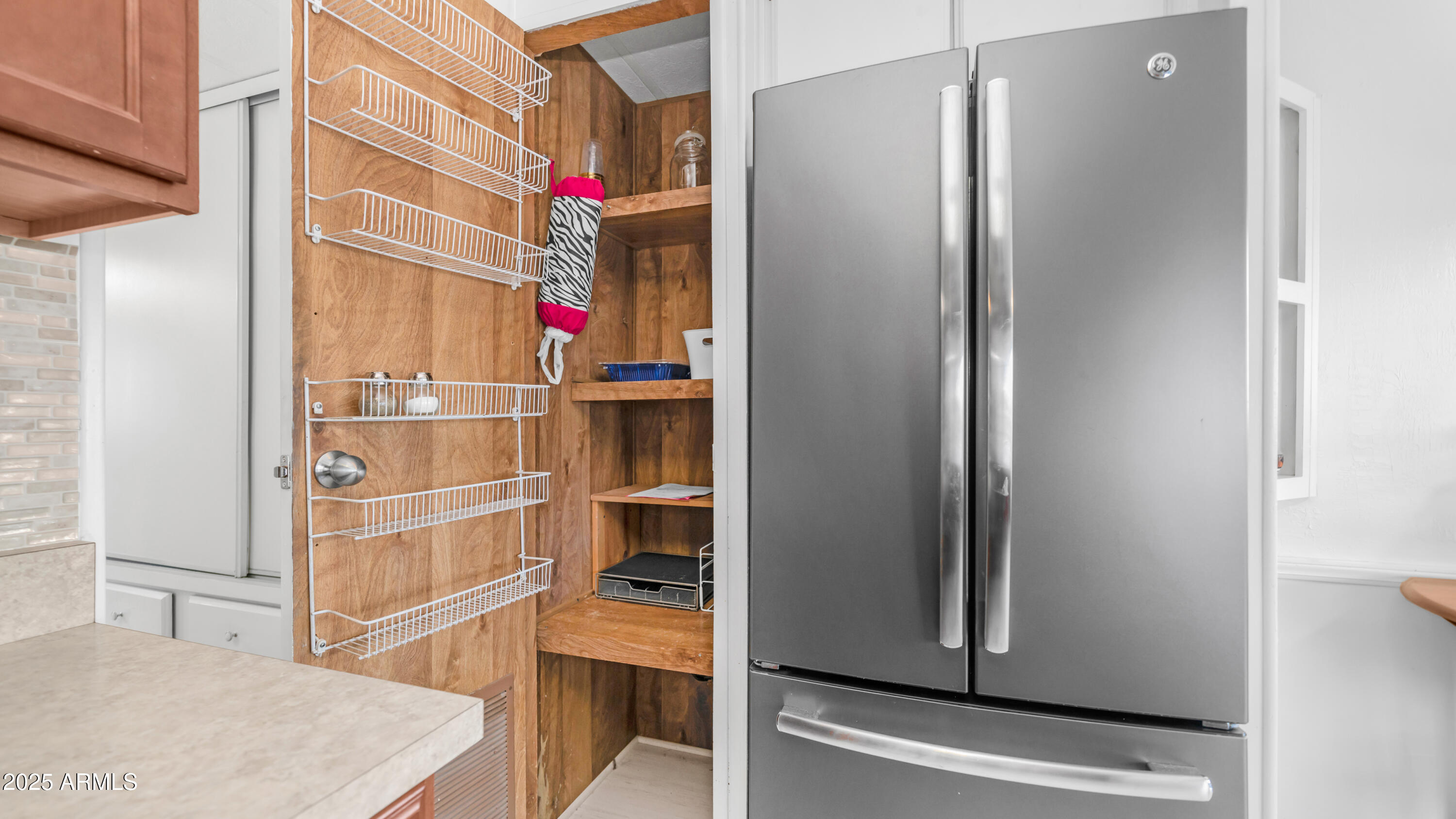 1014 PROPSECTOR Drive