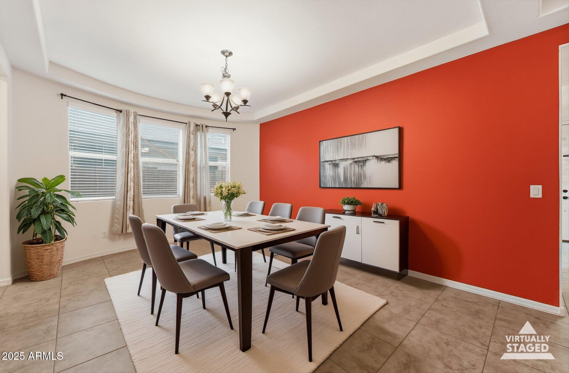 1520 E KINGBIRD Drive