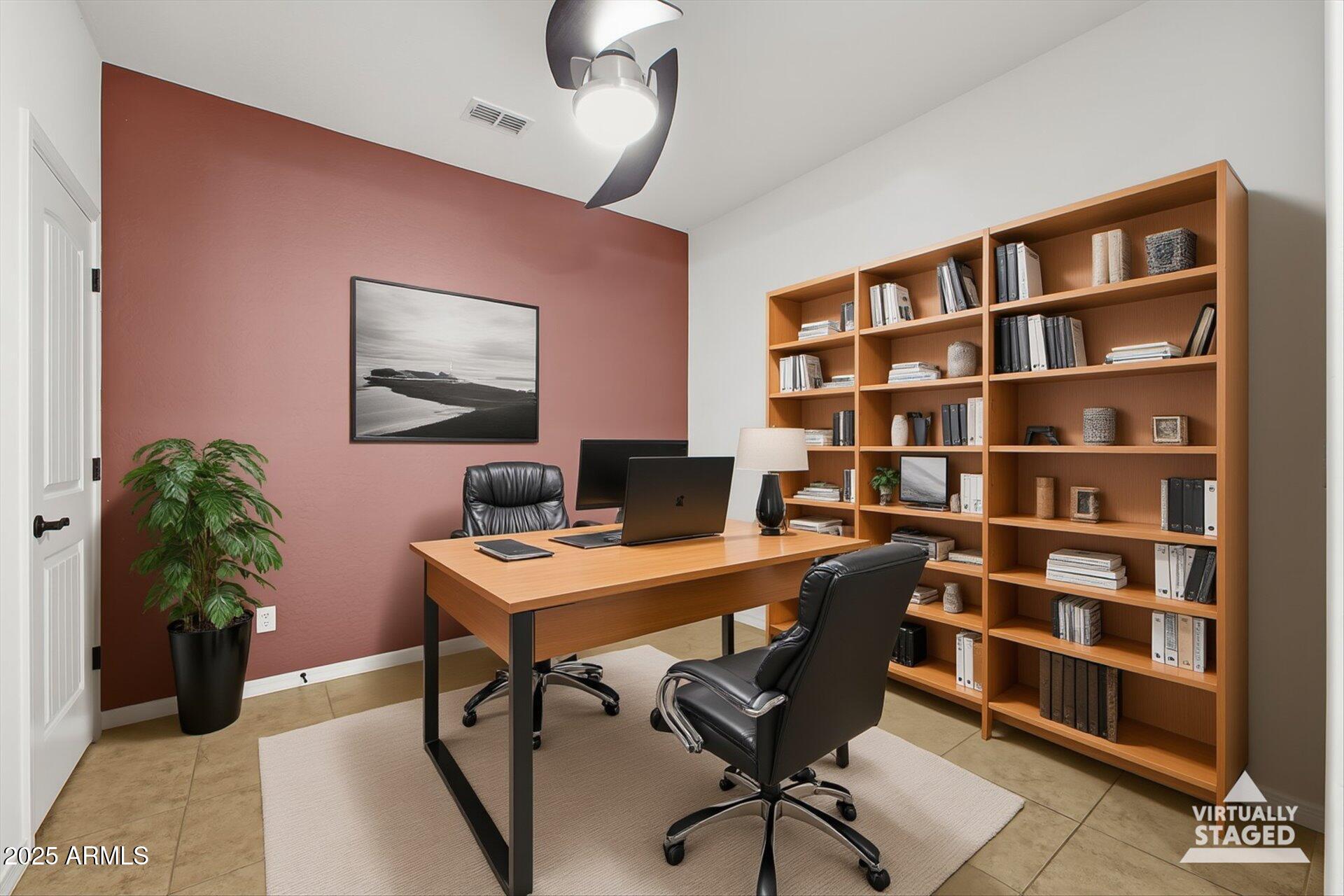 1520 E KINGBIRD Drive