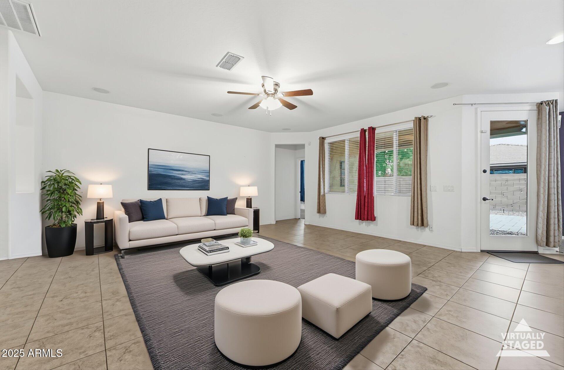 1520 E KINGBIRD Drive