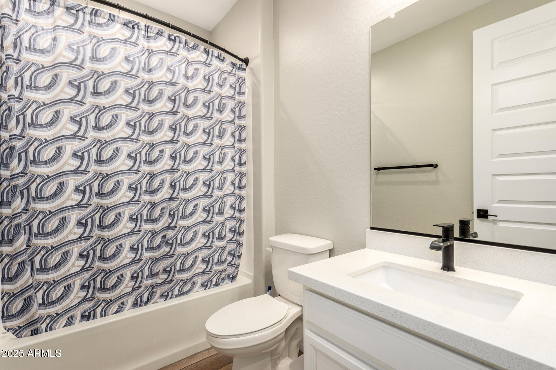 5126 W ROUNDHOUSE Road