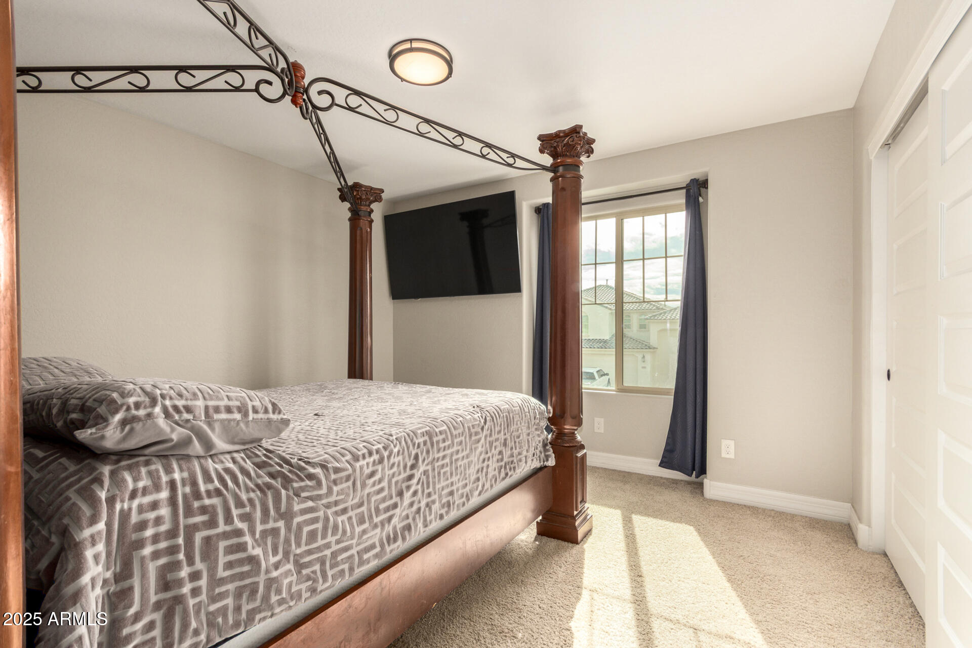 5126 W ROUNDHOUSE Road