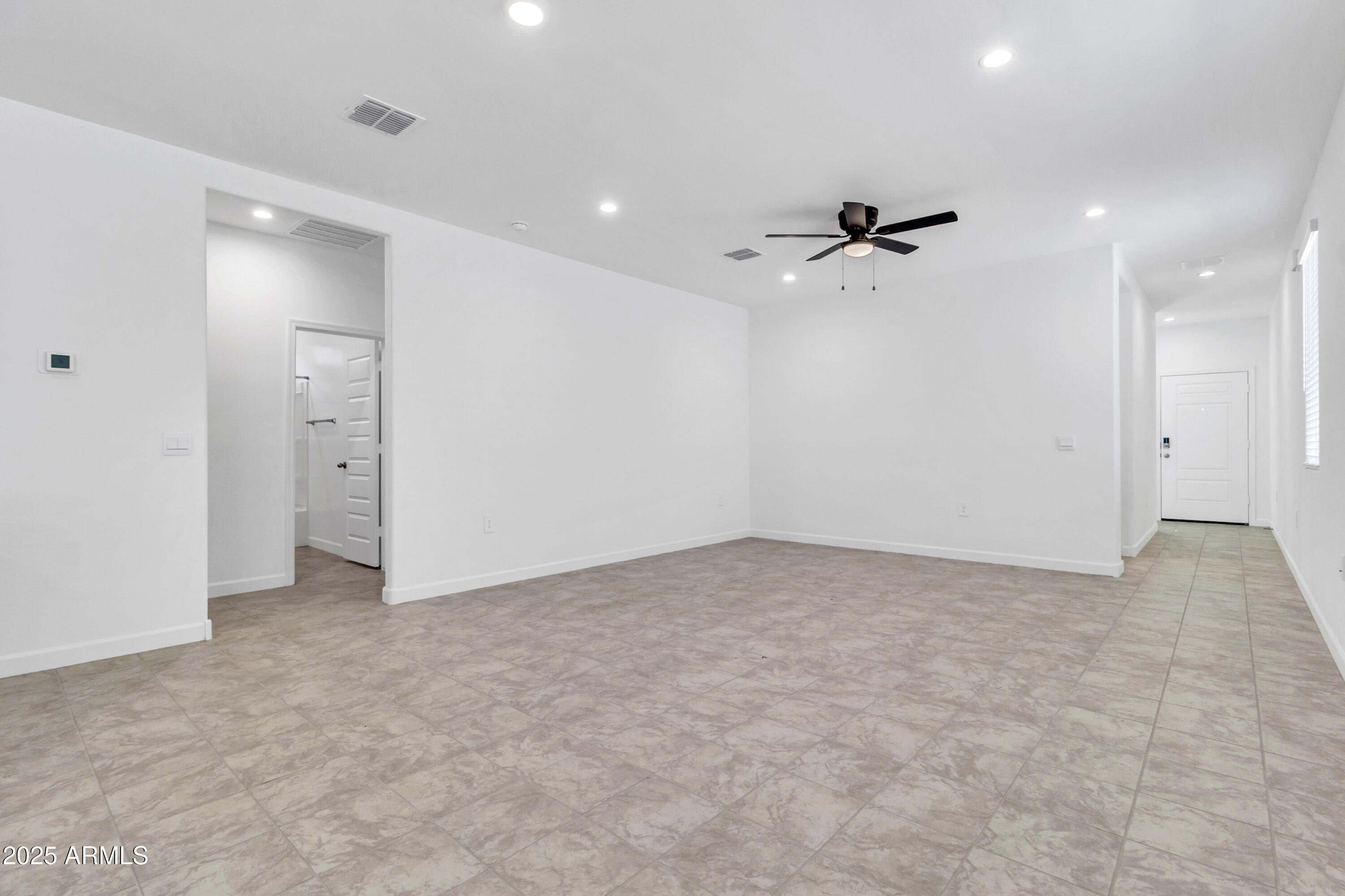 2108 W Sheridan Avenue