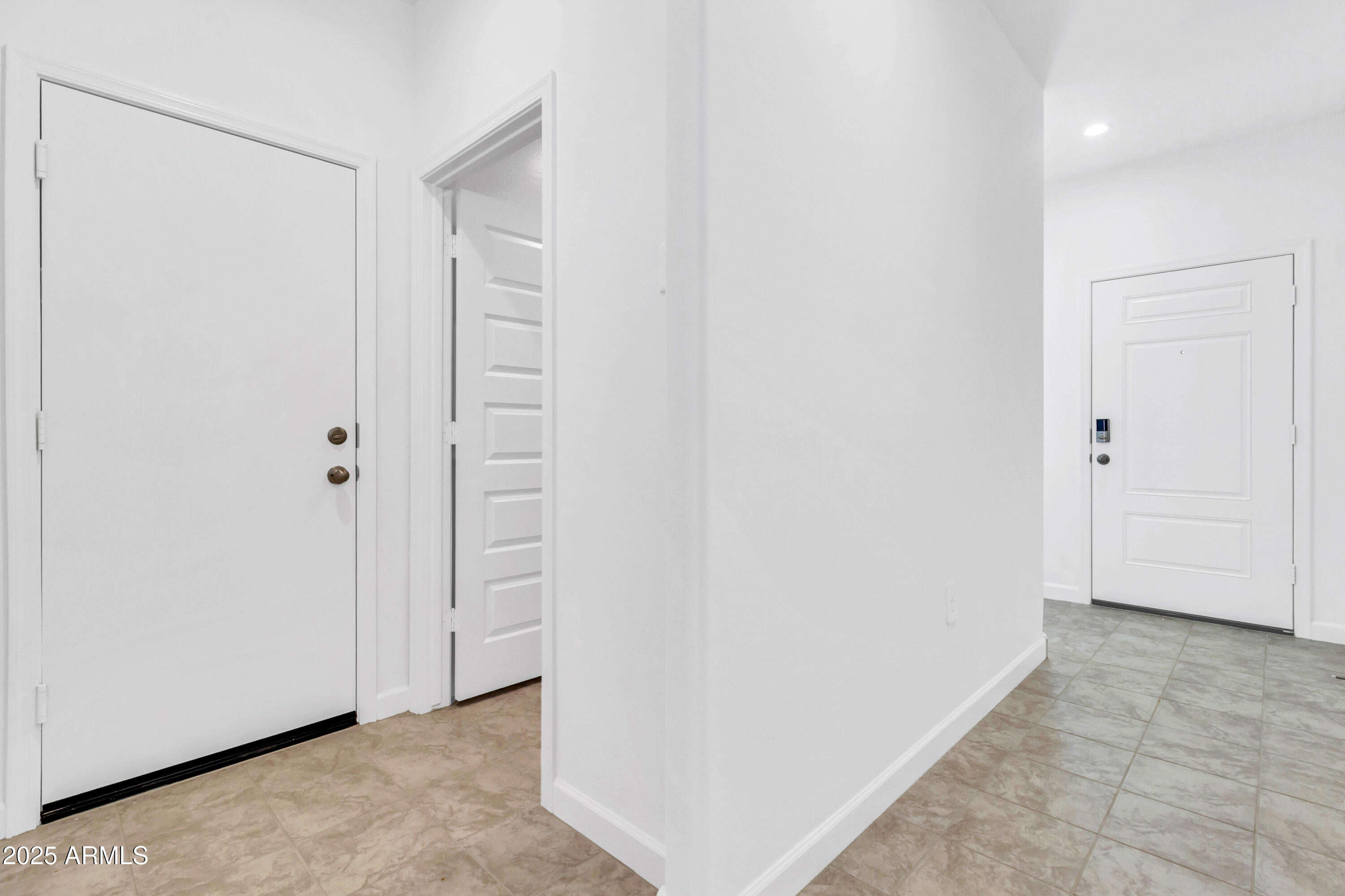 2108 W Sheridan Avenue