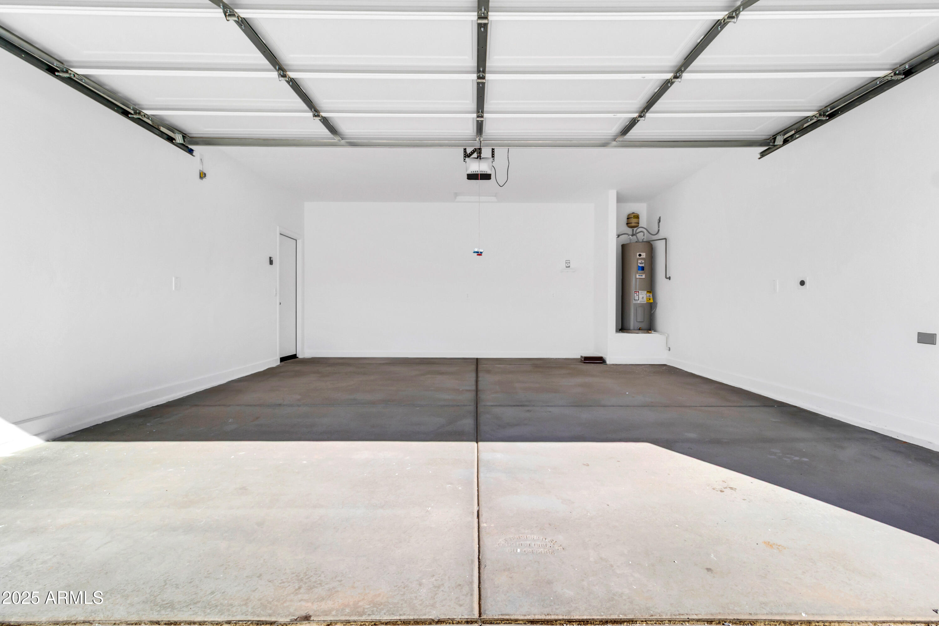 2108 W Sheridan Avenue