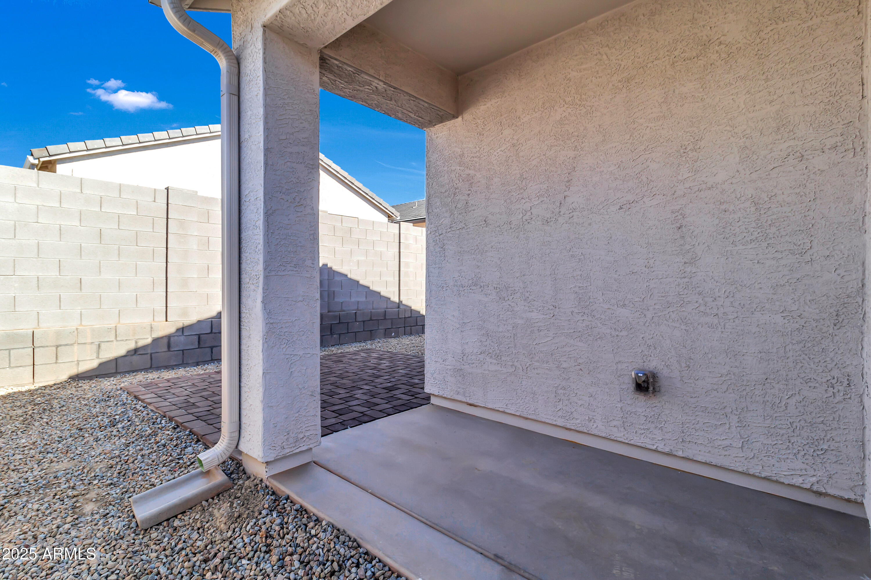 2108 W Sheridan Avenue